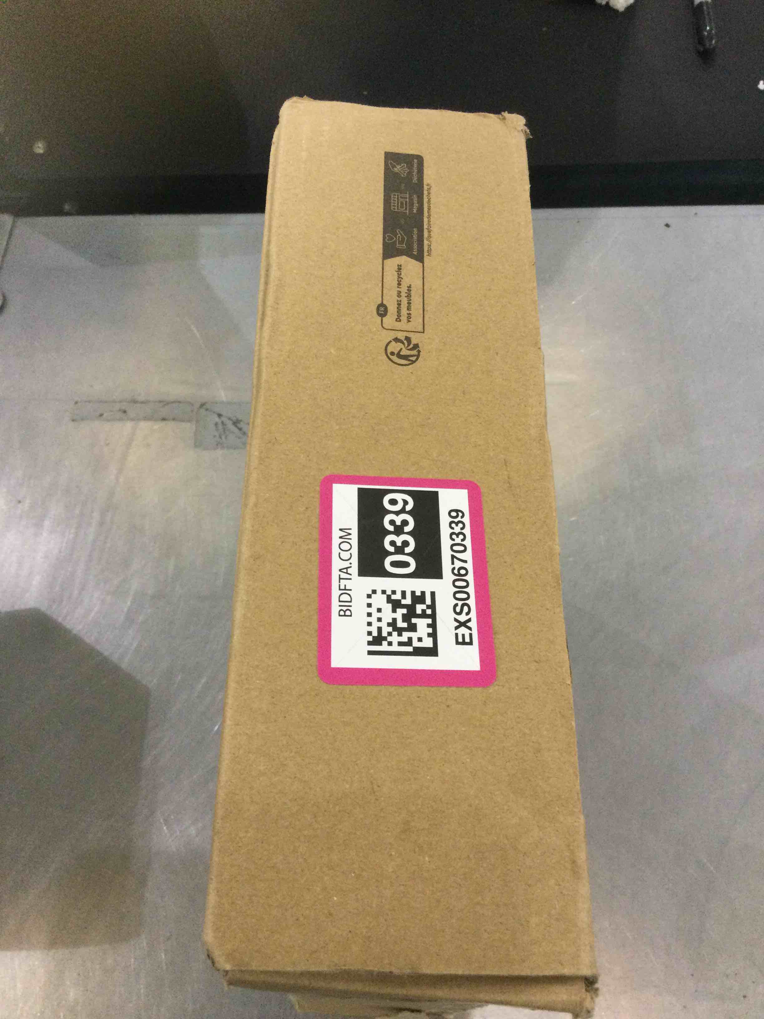 https://s3.amazonaws.com/lotting-images-prod/bidfta/EXS00670339_1702657238153.jpeg