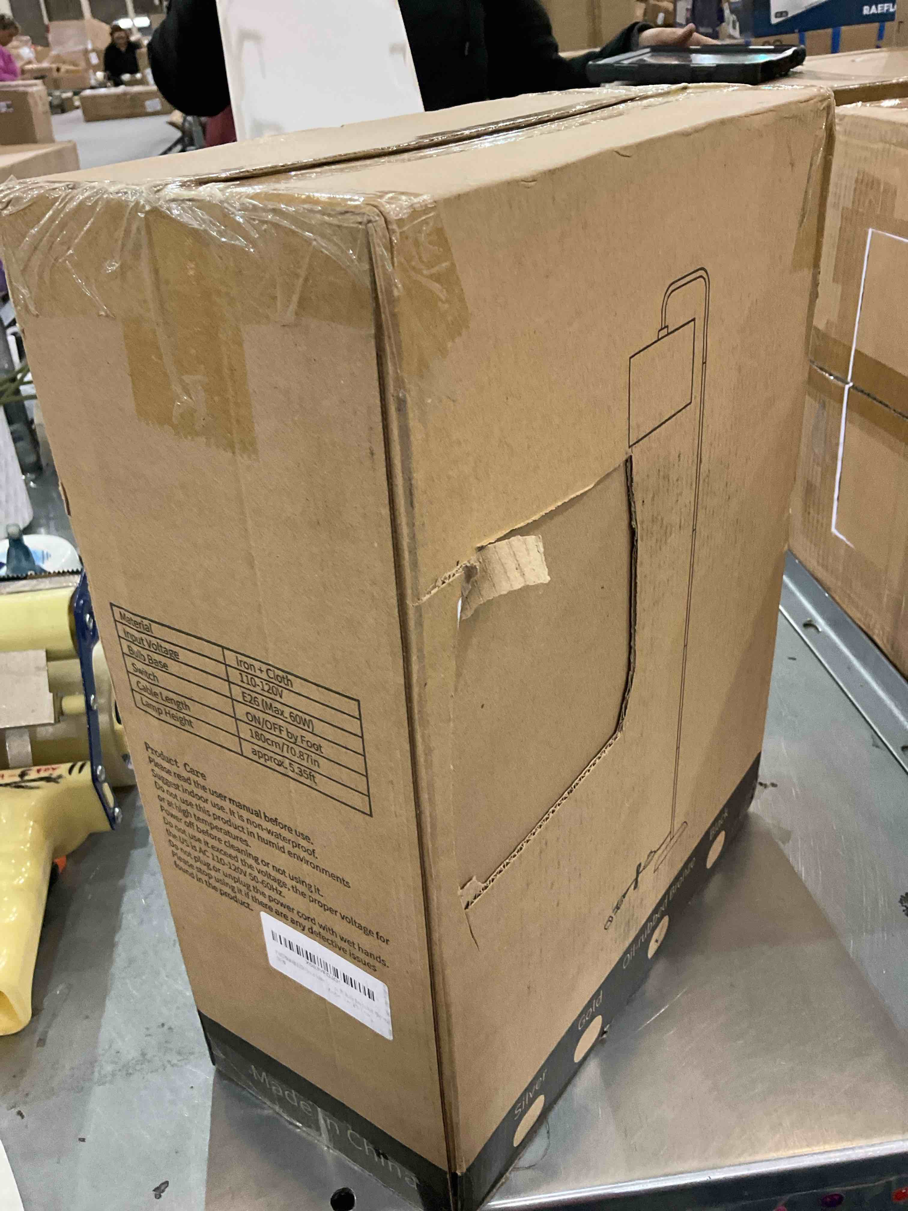 https://s3.amazonaws.com/lotting-images-prod/bidfta/EXS00670627_1704211028097.jpeg