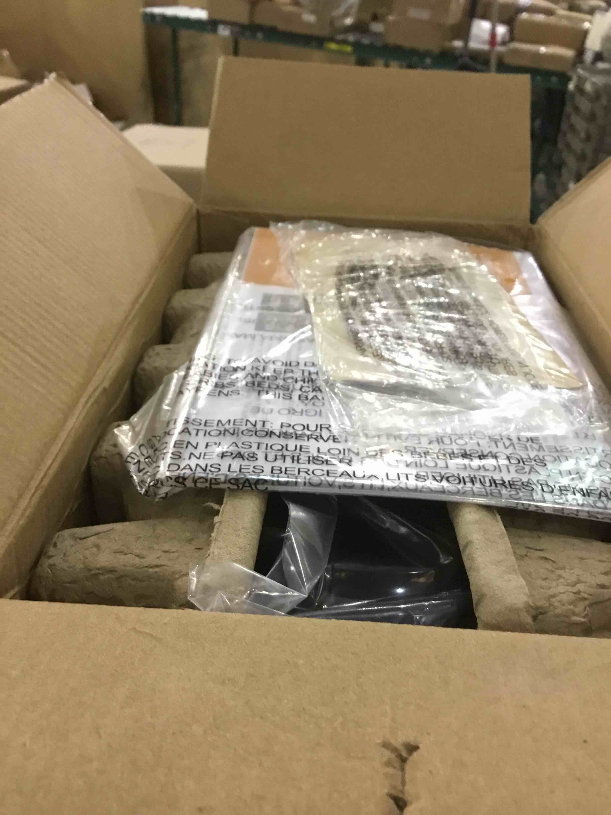 https://s3.amazonaws.com/lotting-images-prod/bidfta/EXS00670731_1704468392905.jpeg