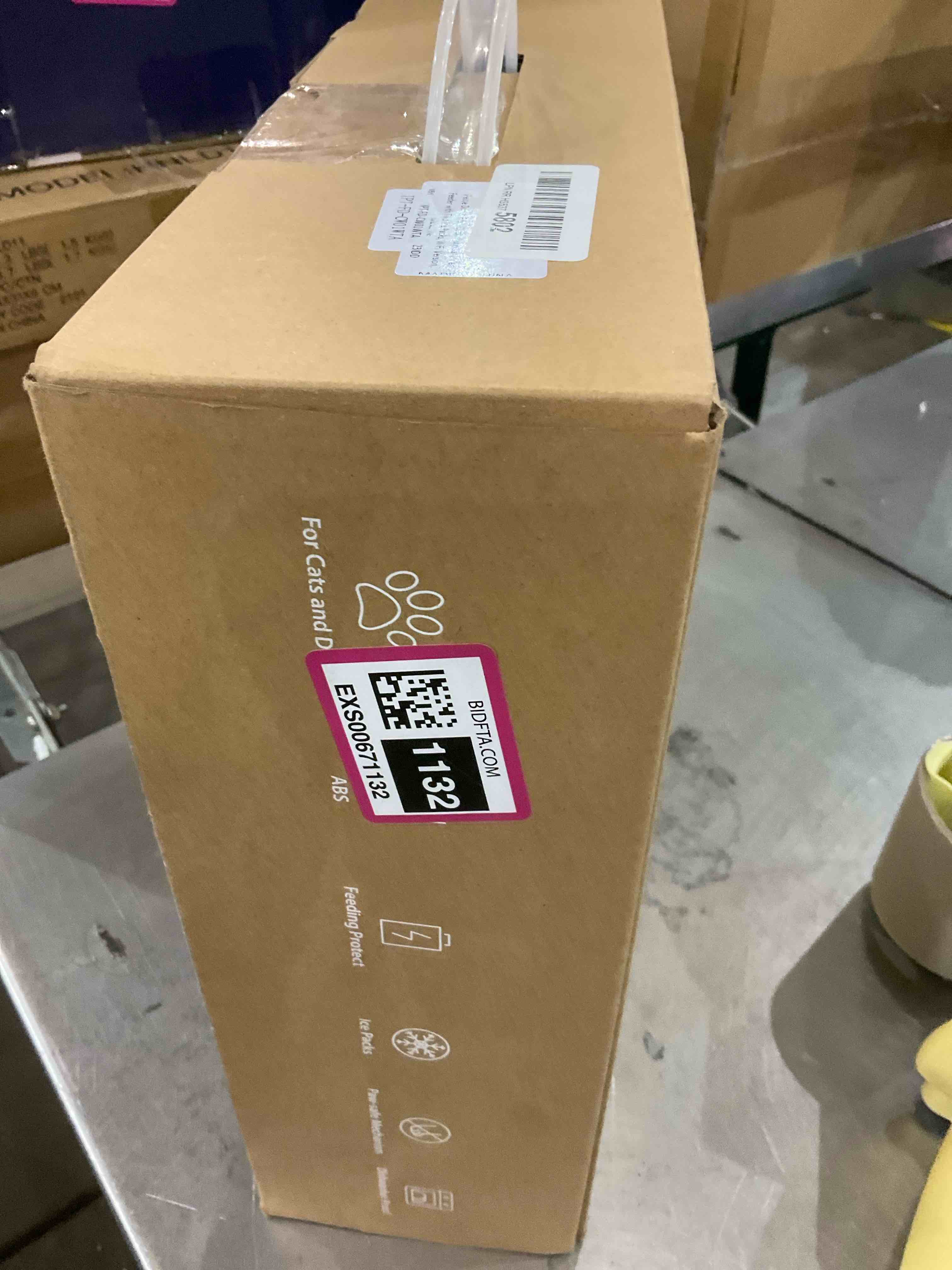 https://s3.amazonaws.com/lotting-images-prod/bidfta/EXS00671132_1703792946957.jpeg