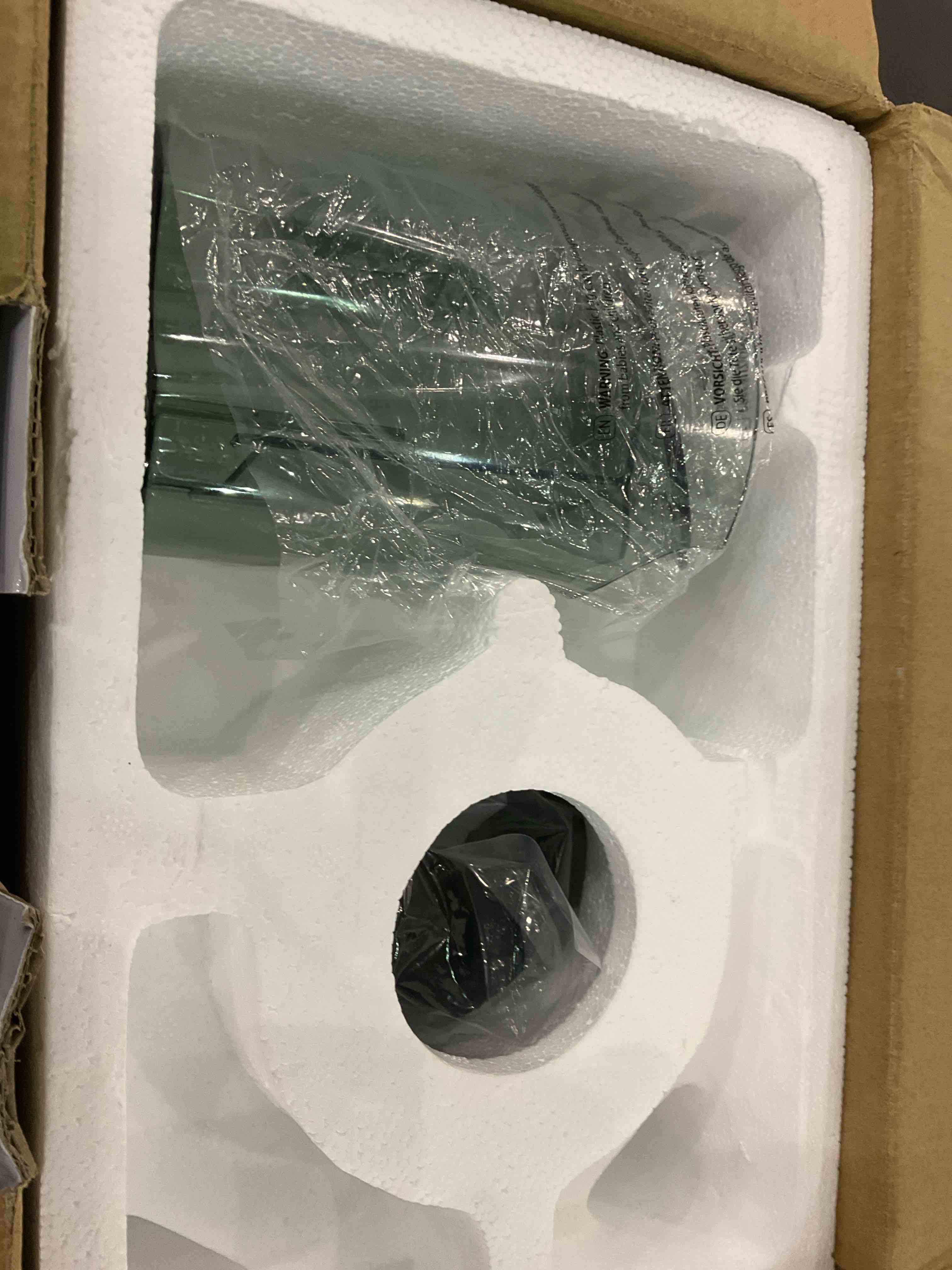 https://s3.amazonaws.com/lotting-images-prod/bidfta/EXS00671576_1704457053093.jpeg