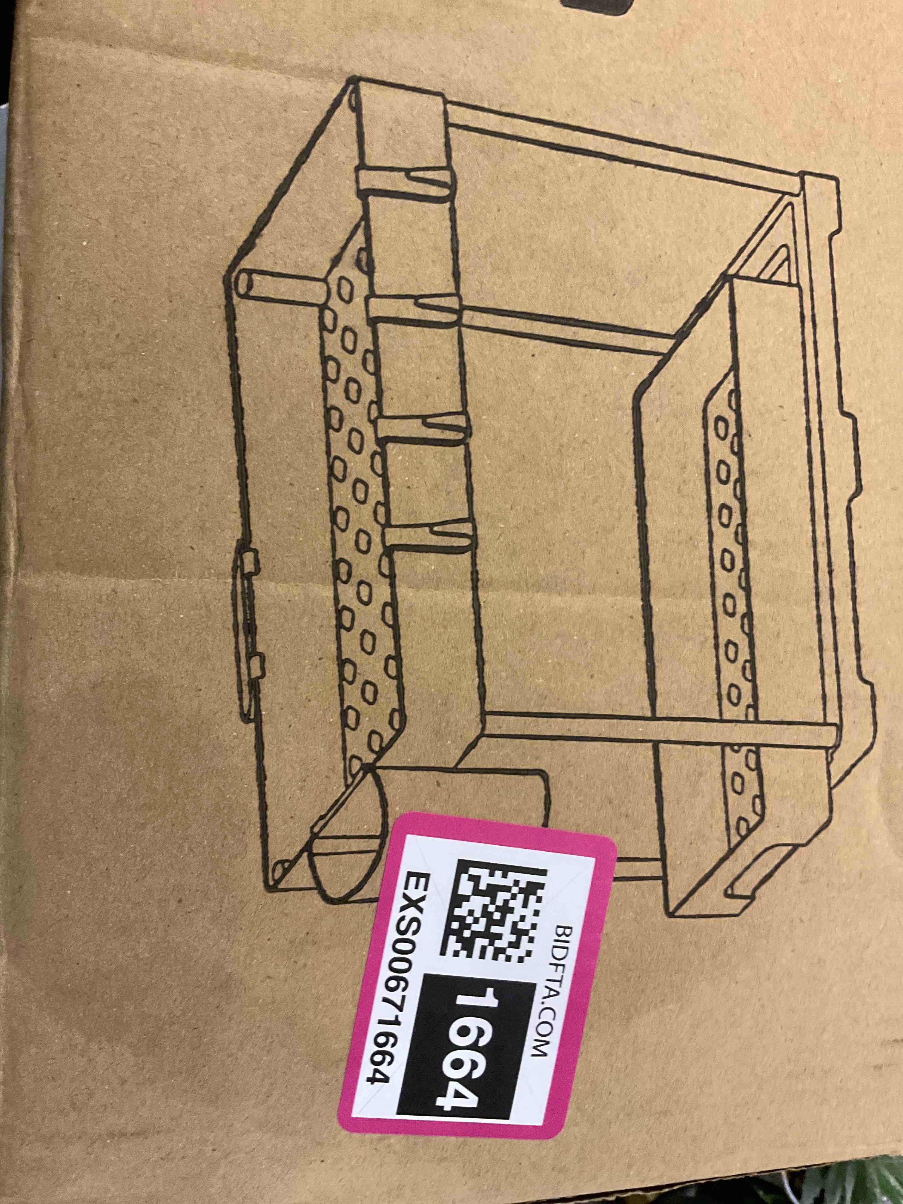 https://s3.amazonaws.com/lotting-images-prod/bidfta/EXS00671664_1704482971342.jpeg