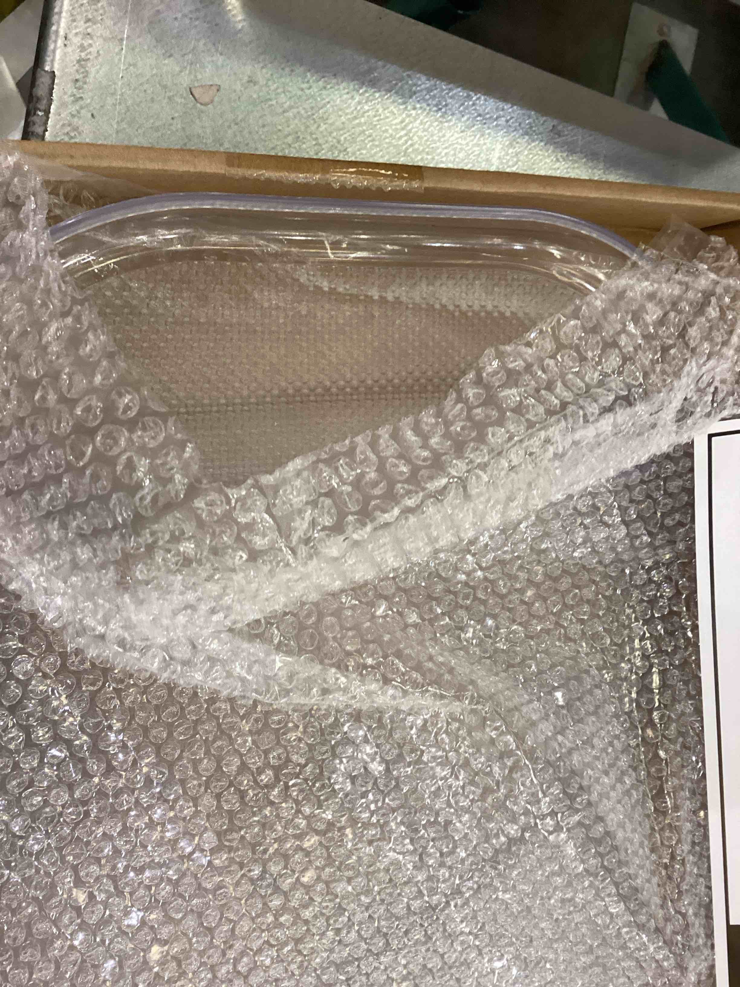 https://s3.amazonaws.com/lotting-images-prod/bidfta/EXS00672019_1703700127940.jpeg