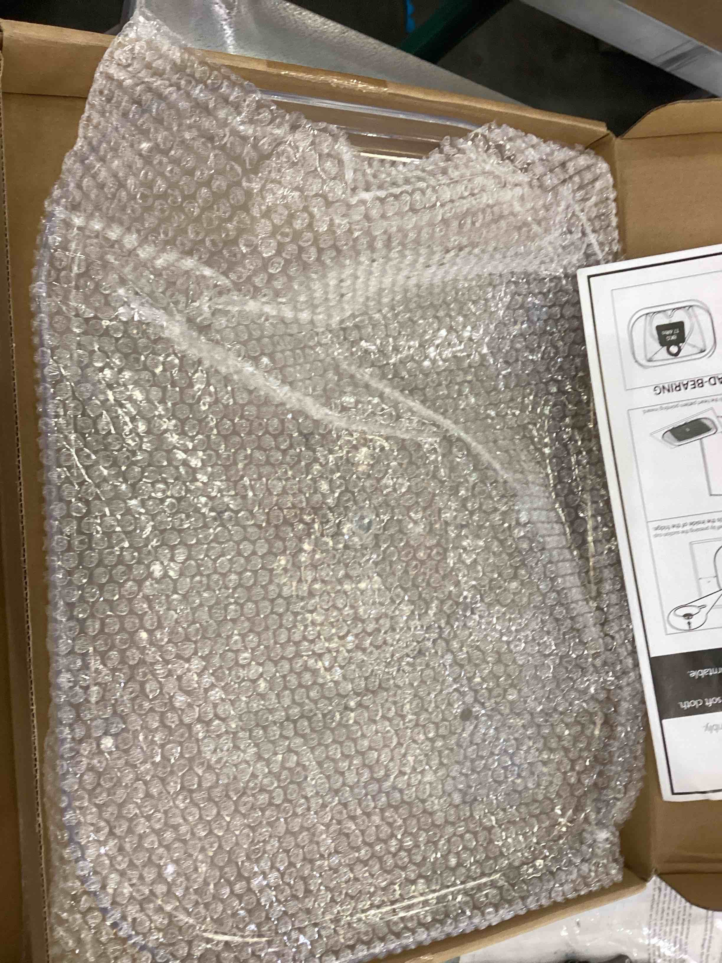 https://s3.amazonaws.com/lotting-images-prod/bidfta/EXS00672019_1703700138614.jpeg