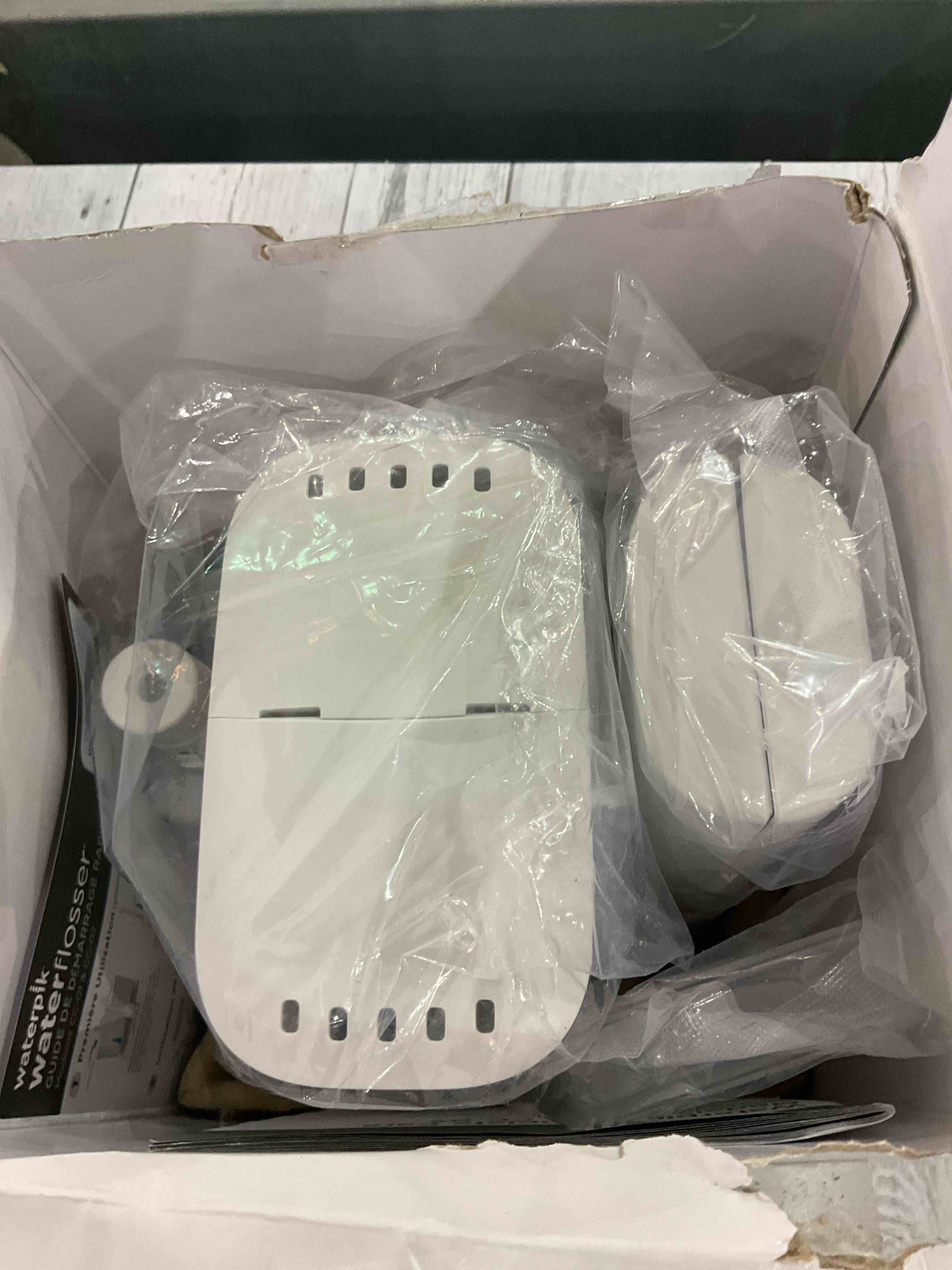 https://s3.amazonaws.com/lotting-images-prod/bidfta/EXS00672972_1708099204651.jpeg