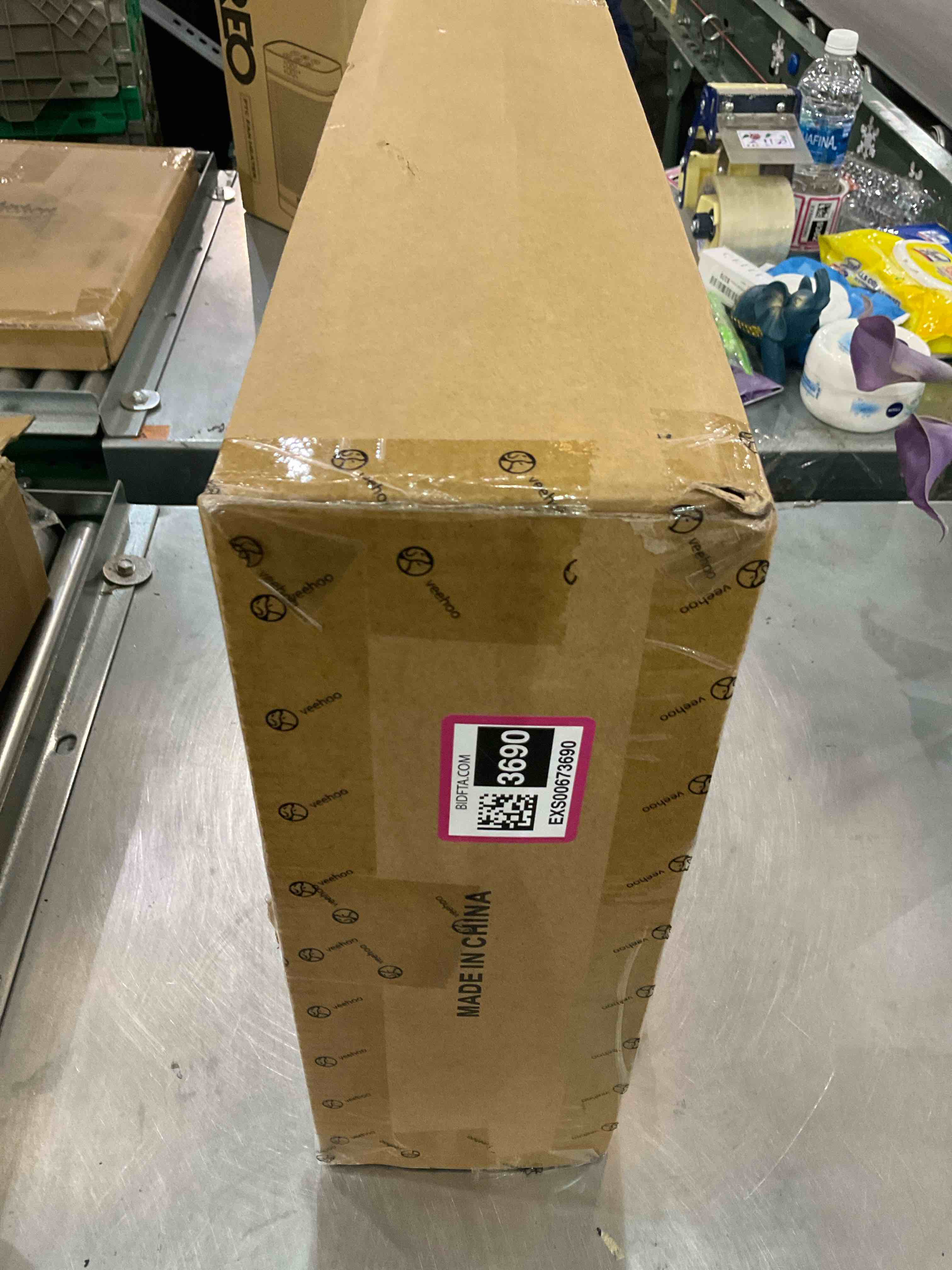 https://s3.amazonaws.com/lotting-images-prod/bidfta/EXS00673690_1704225714161.jpeg