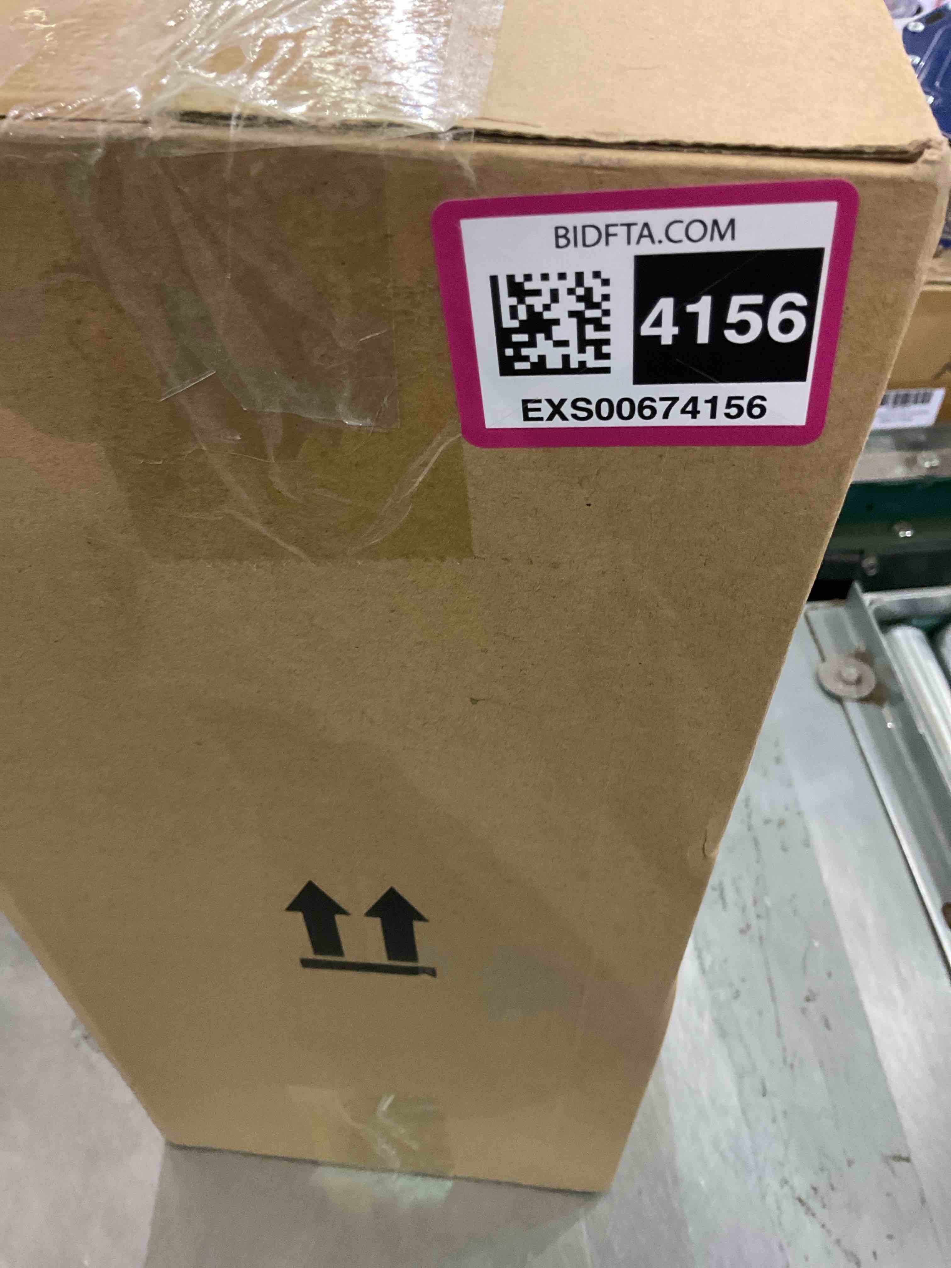 https://s3.amazonaws.com/lotting-images-prod/bidfta/EXS00674156_1702929784403.jpeg