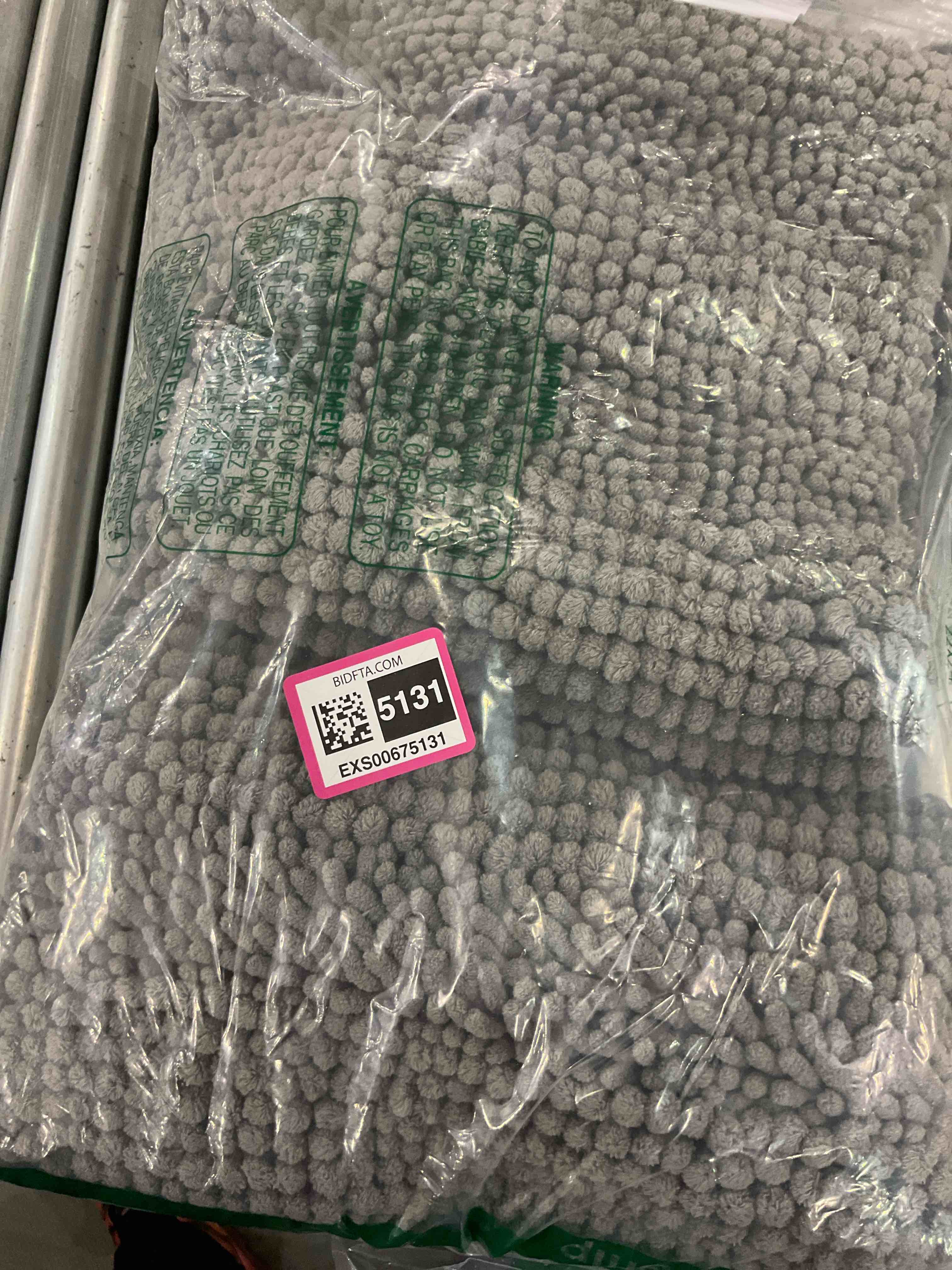 https://s3.amazonaws.com/lotting-images-prod/bidfta/EXS00675131_1703682690927.jpeg