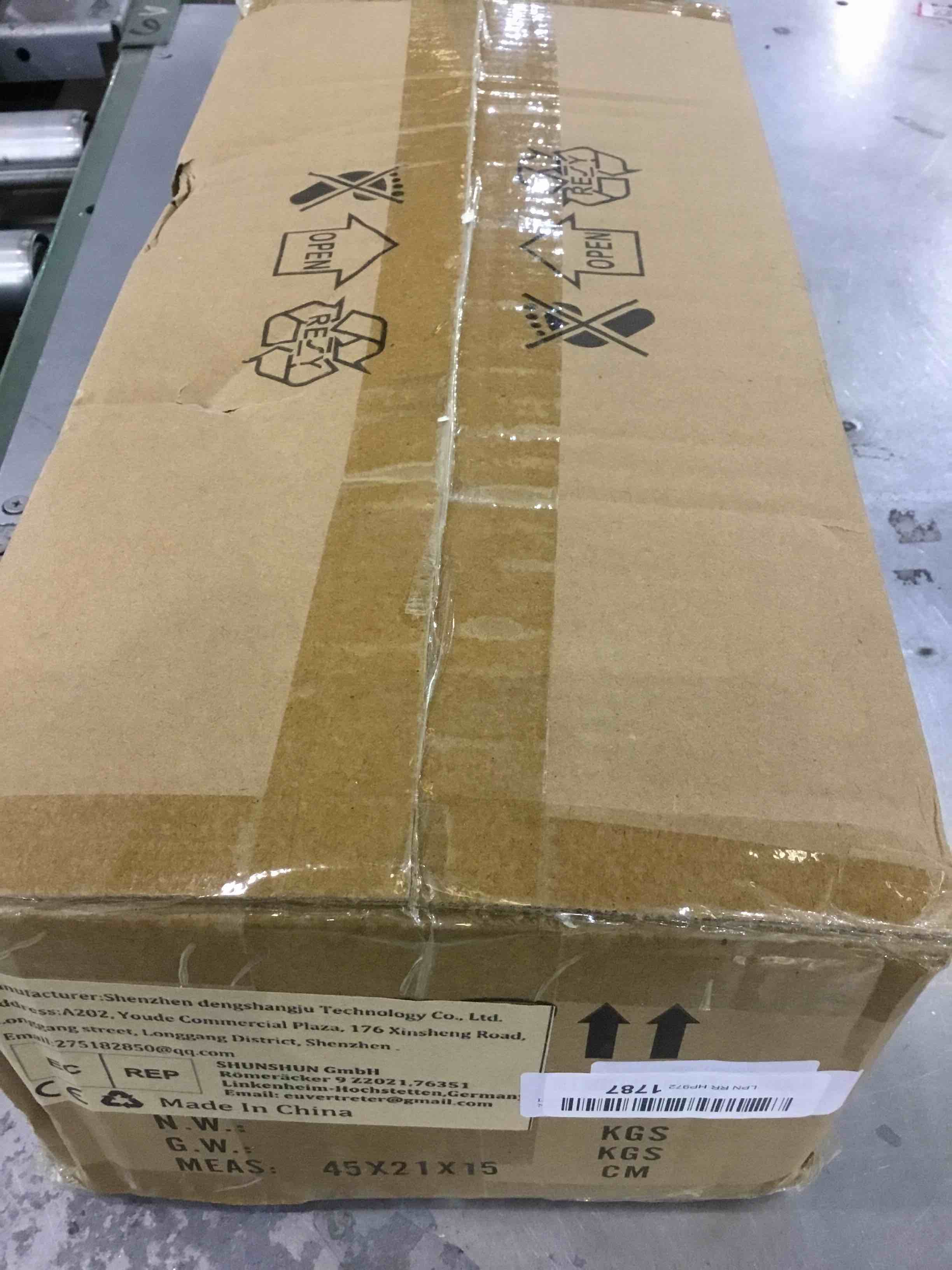 https://s3.amazonaws.com/lotting-images-prod/bidfta/EXS00675602_1703174877942.jpeg