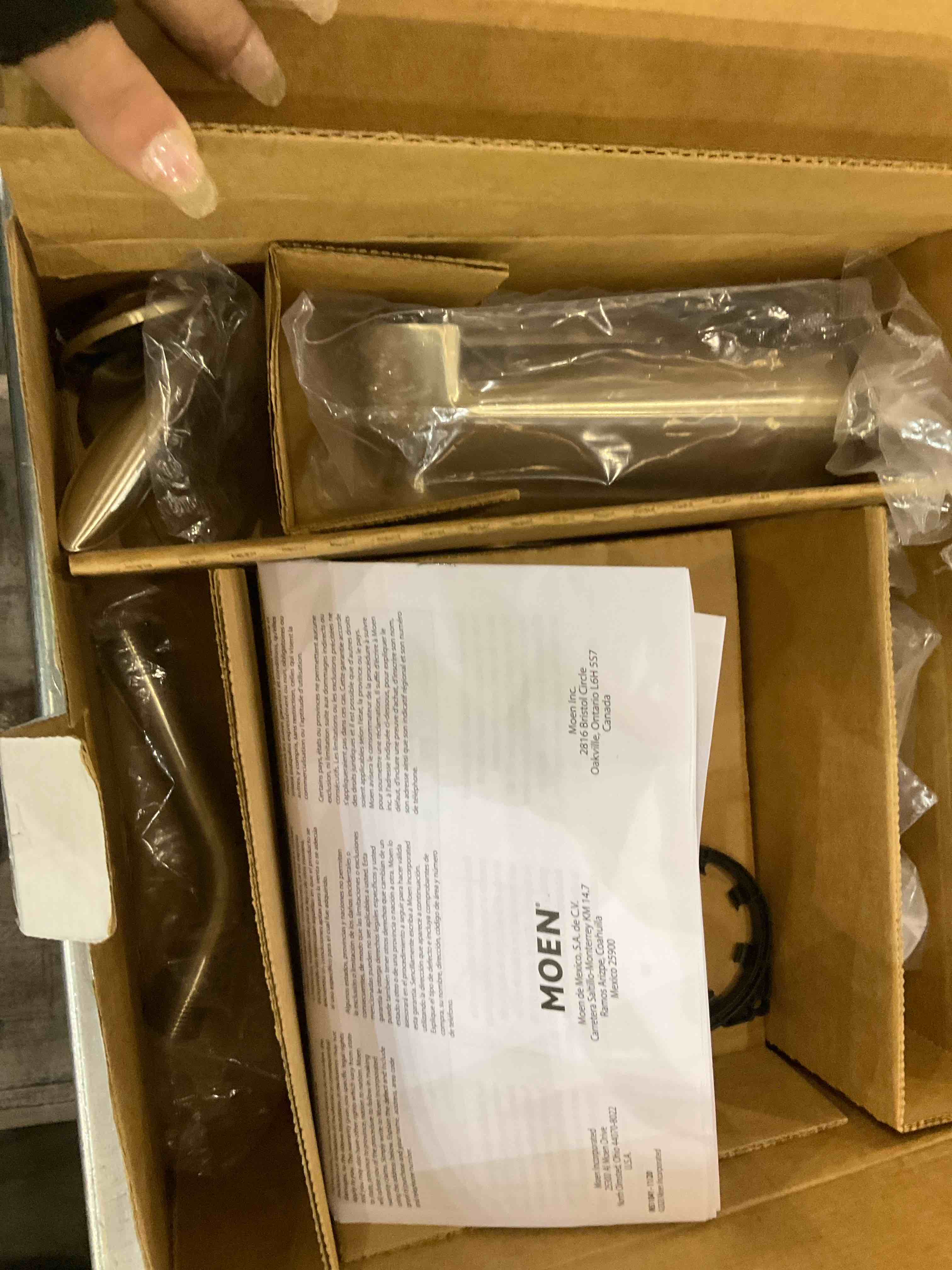 https://s3.amazonaws.com/lotting-images-prod/bidfta/EXS00675616_1703176942440.jpeg