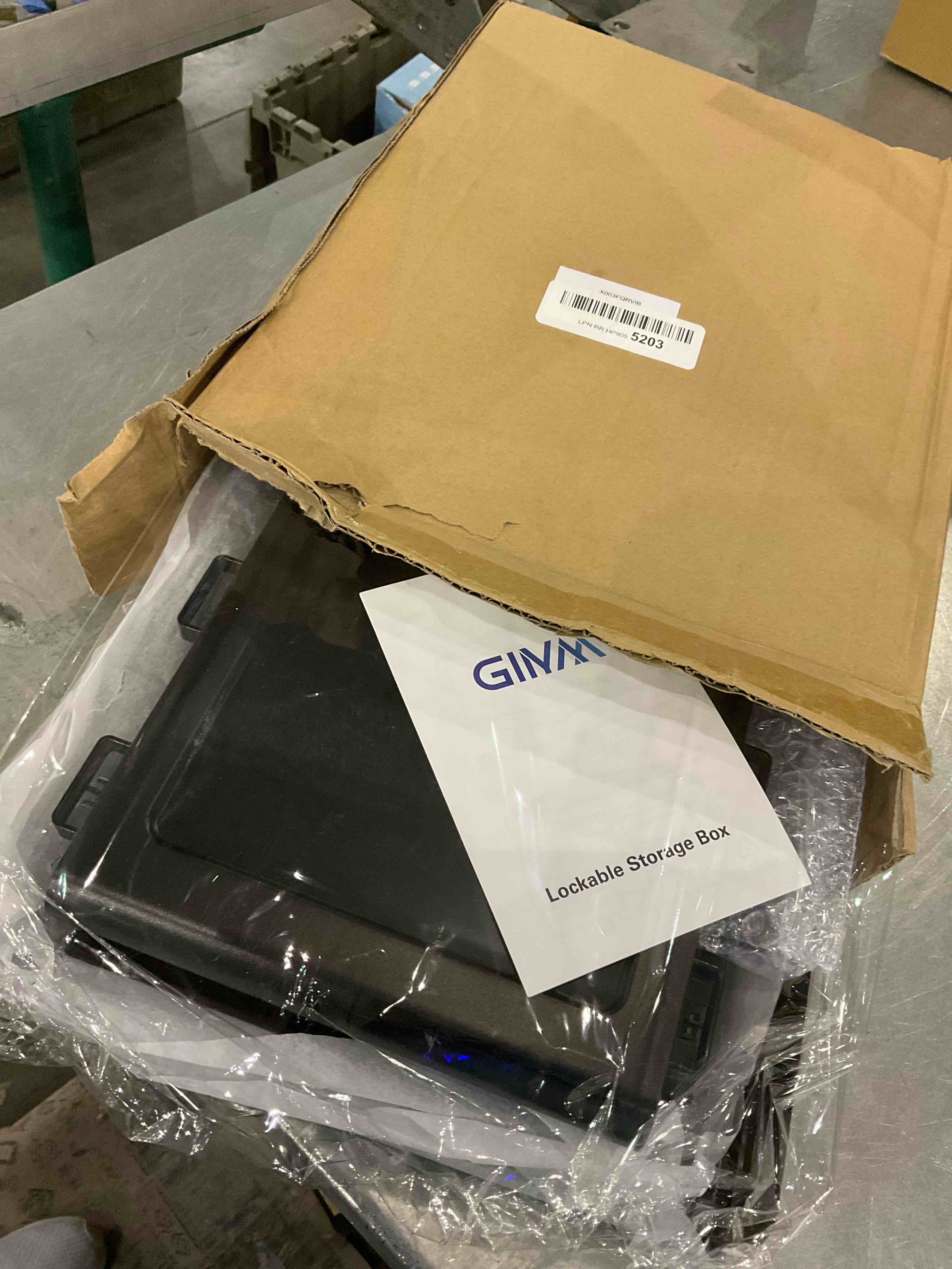 https://s3.amazonaws.com/lotting-images-prod/bidfta/EXS00677974_1703162128700.jpeg