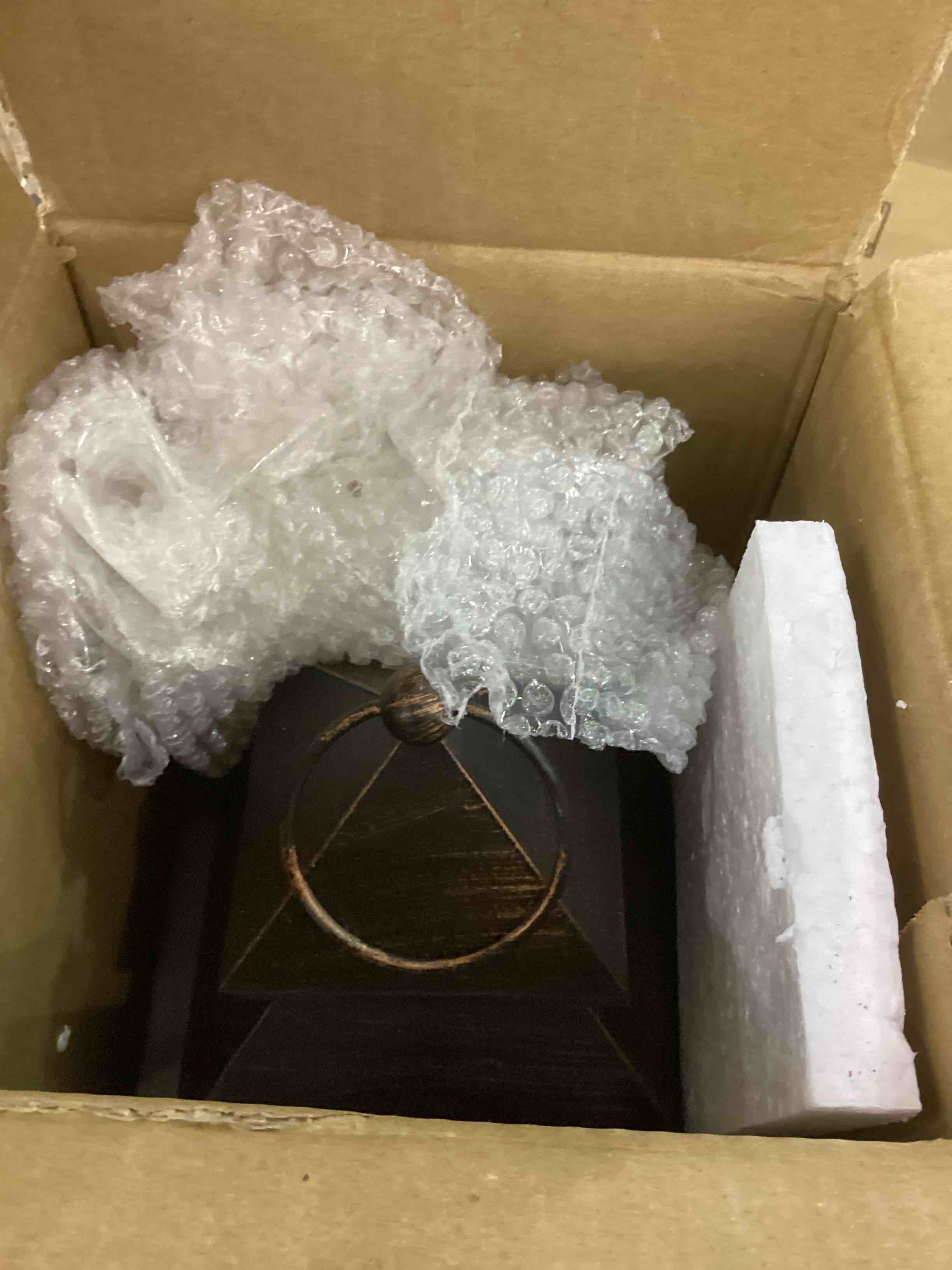 https://s3.amazonaws.com/lotting-images-prod/bidfta/EXS00678137_1704286483412.jpeg