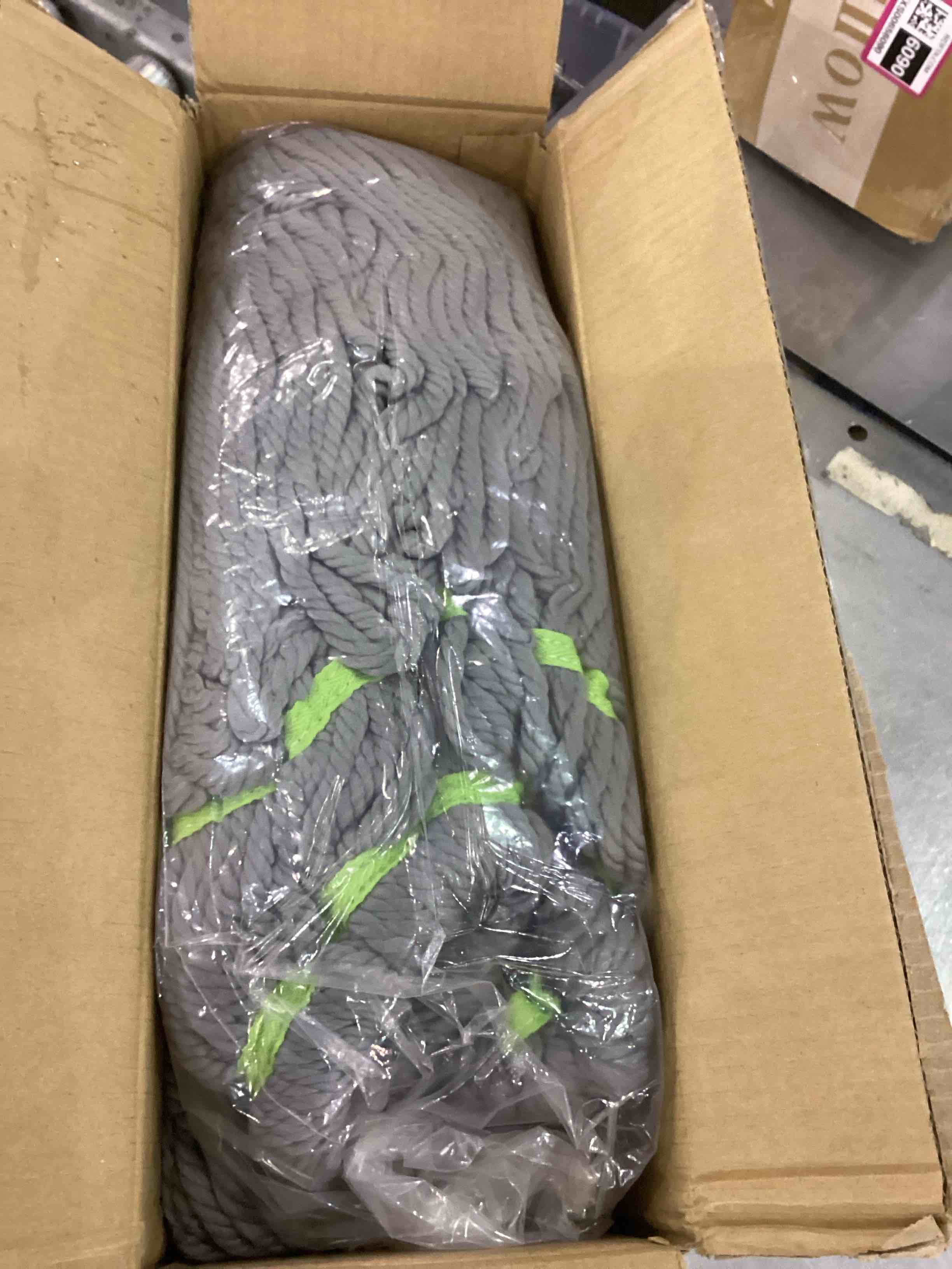 https://s3.amazonaws.com/lotting-images-prod/bidfta/EXS00679396_1704804314550.jpeg