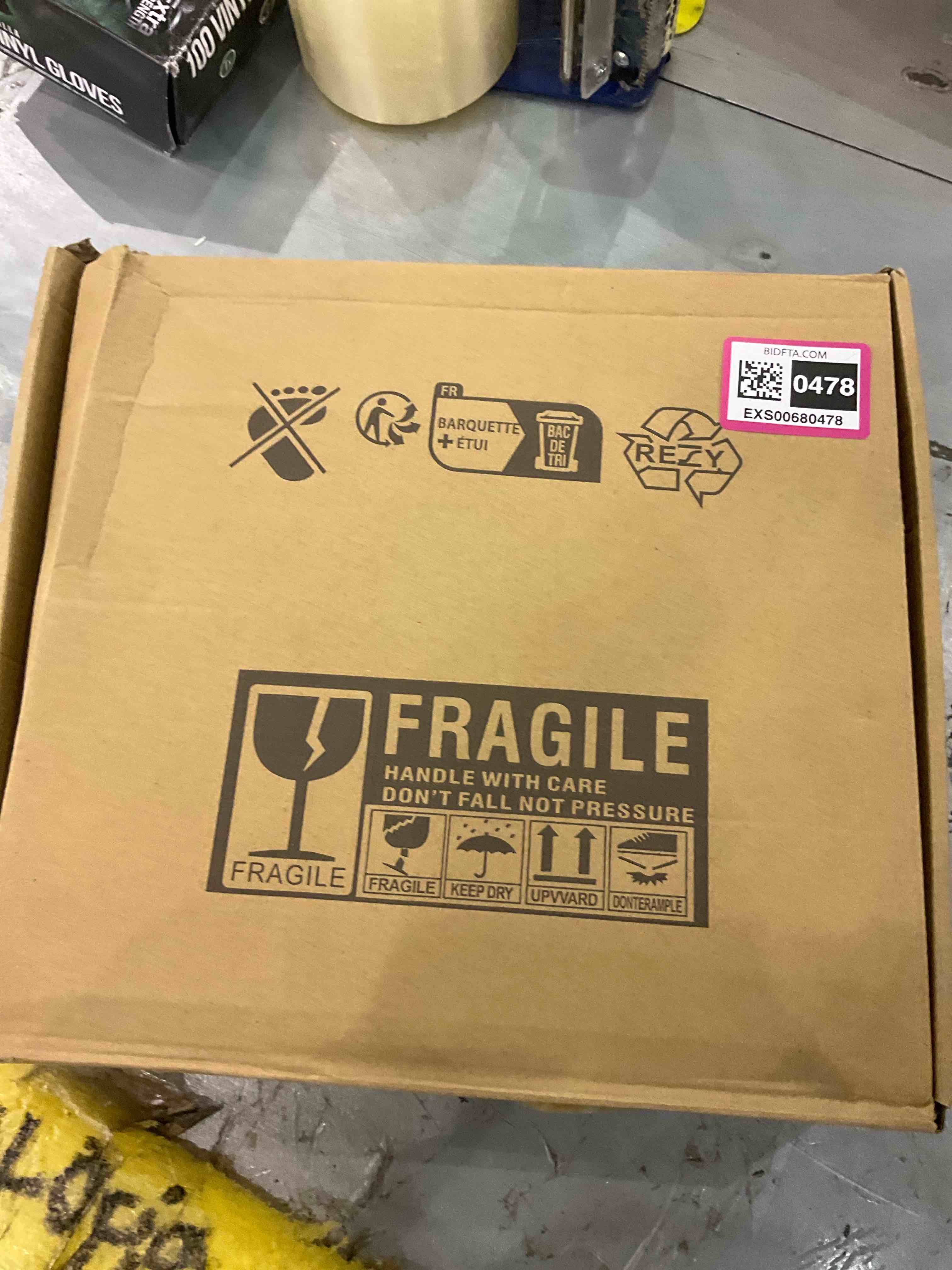 https://s3.amazonaws.com/lotting-images-prod/bidfta/EXS00680478_1698060014900.jpeg