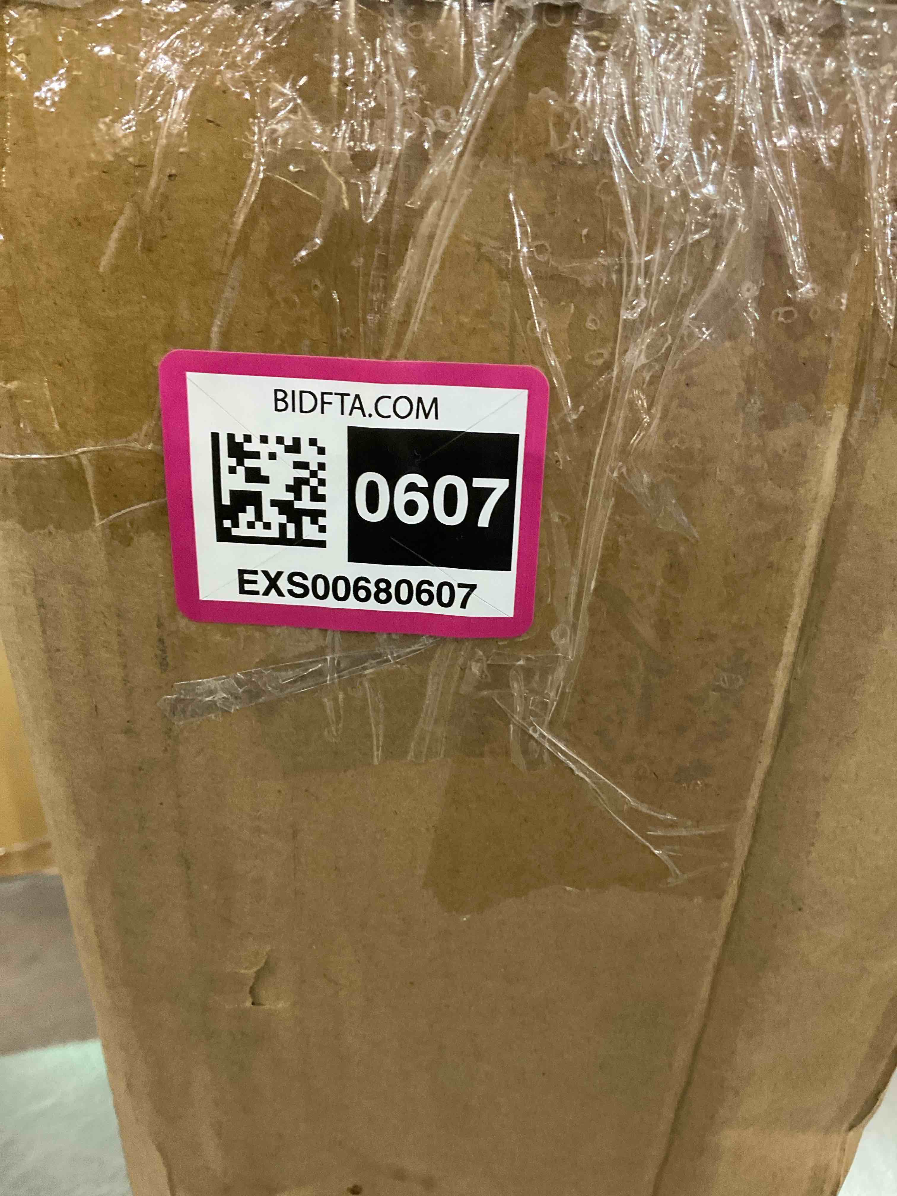 https://s3.amazonaws.com/lotting-images-prod/bidfta/EXS00680607_1697743801224.jpeg