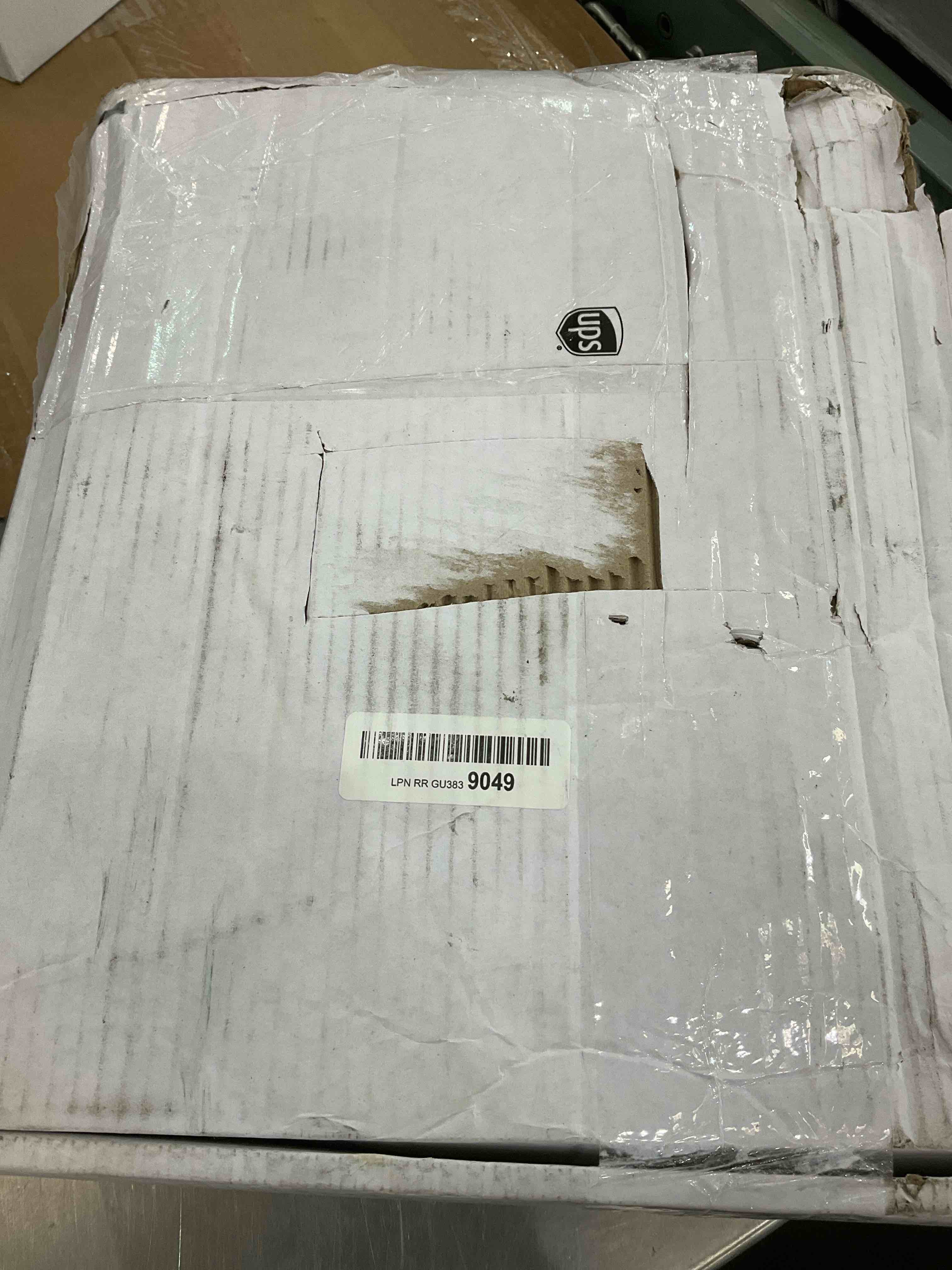 https://s3.amazonaws.com/lotting-images-prod/bidfta/EXS00680706_1697812177526.jpeg