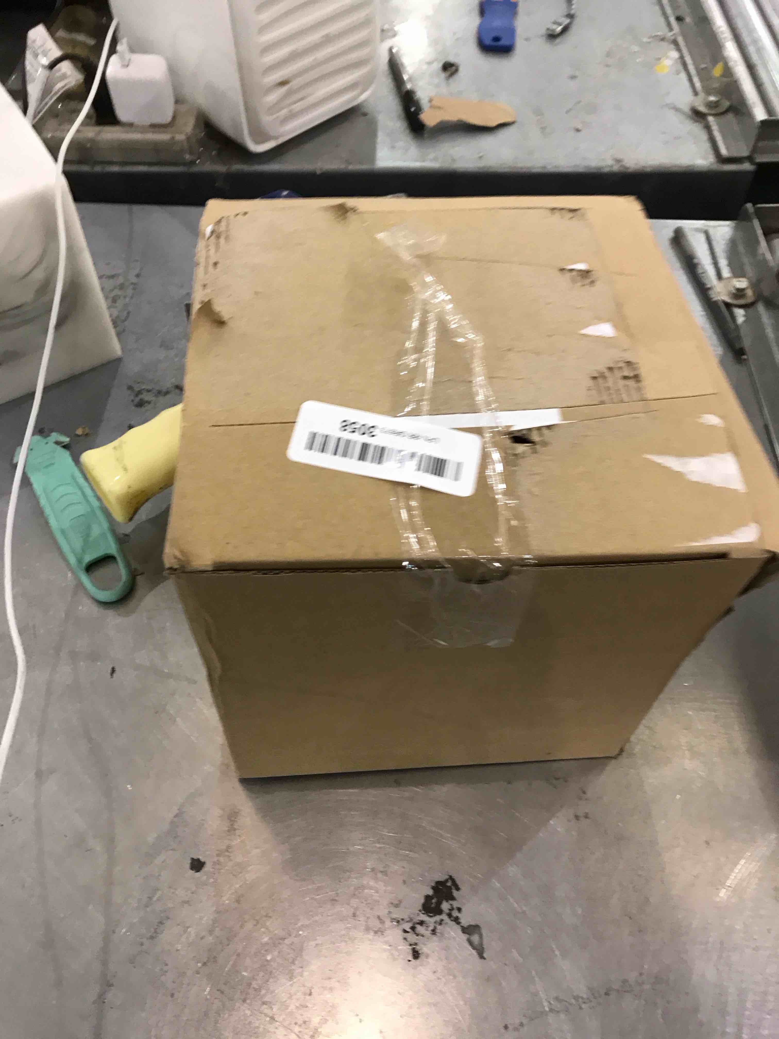 https://s3.amazonaws.com/lotting-images-prod/bidfta/EXS00681537_1697552436848.jpeg