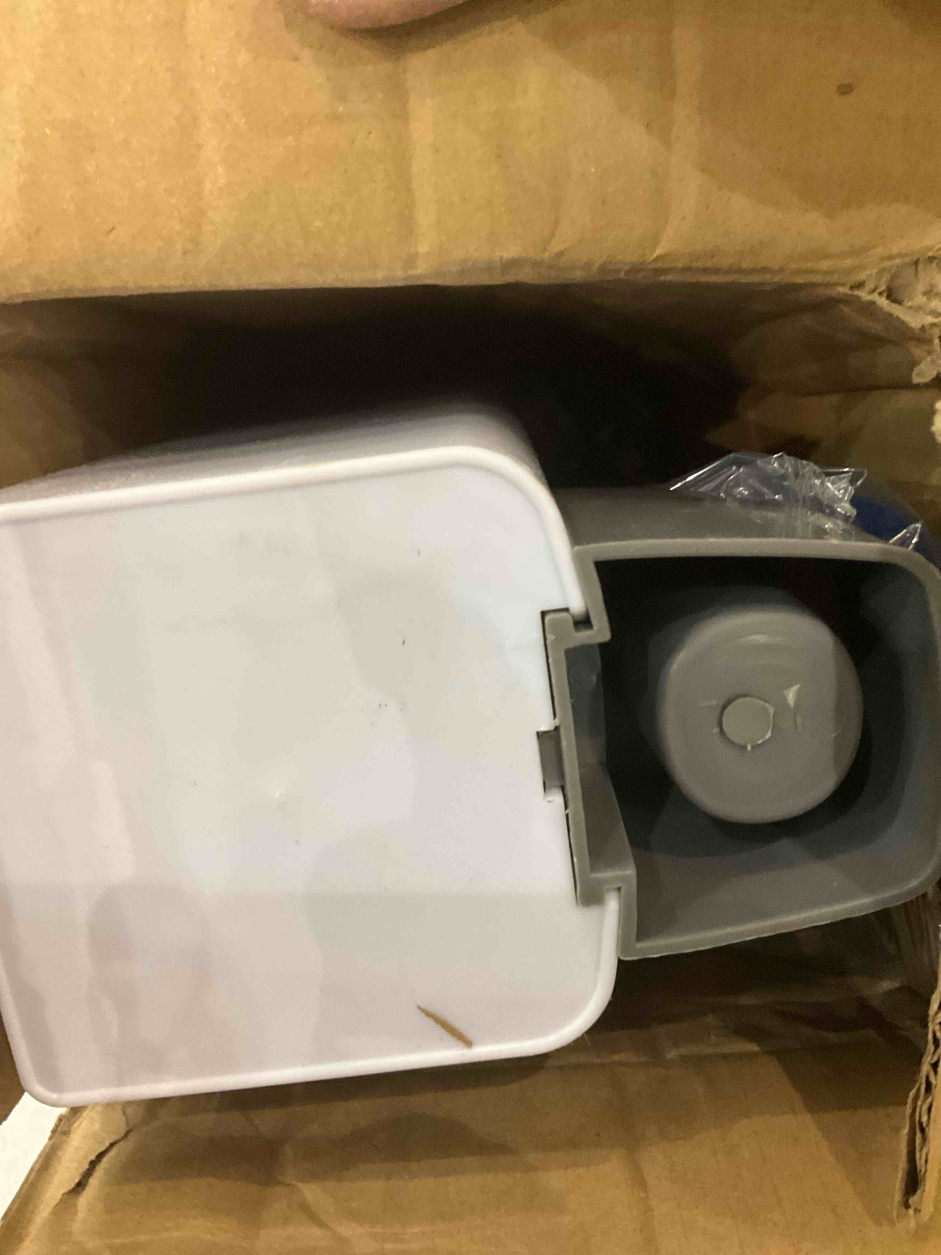 https://s3.amazonaws.com/lotting-images-prod/bidfta/EXS00682329_1697557541073.jpeg
