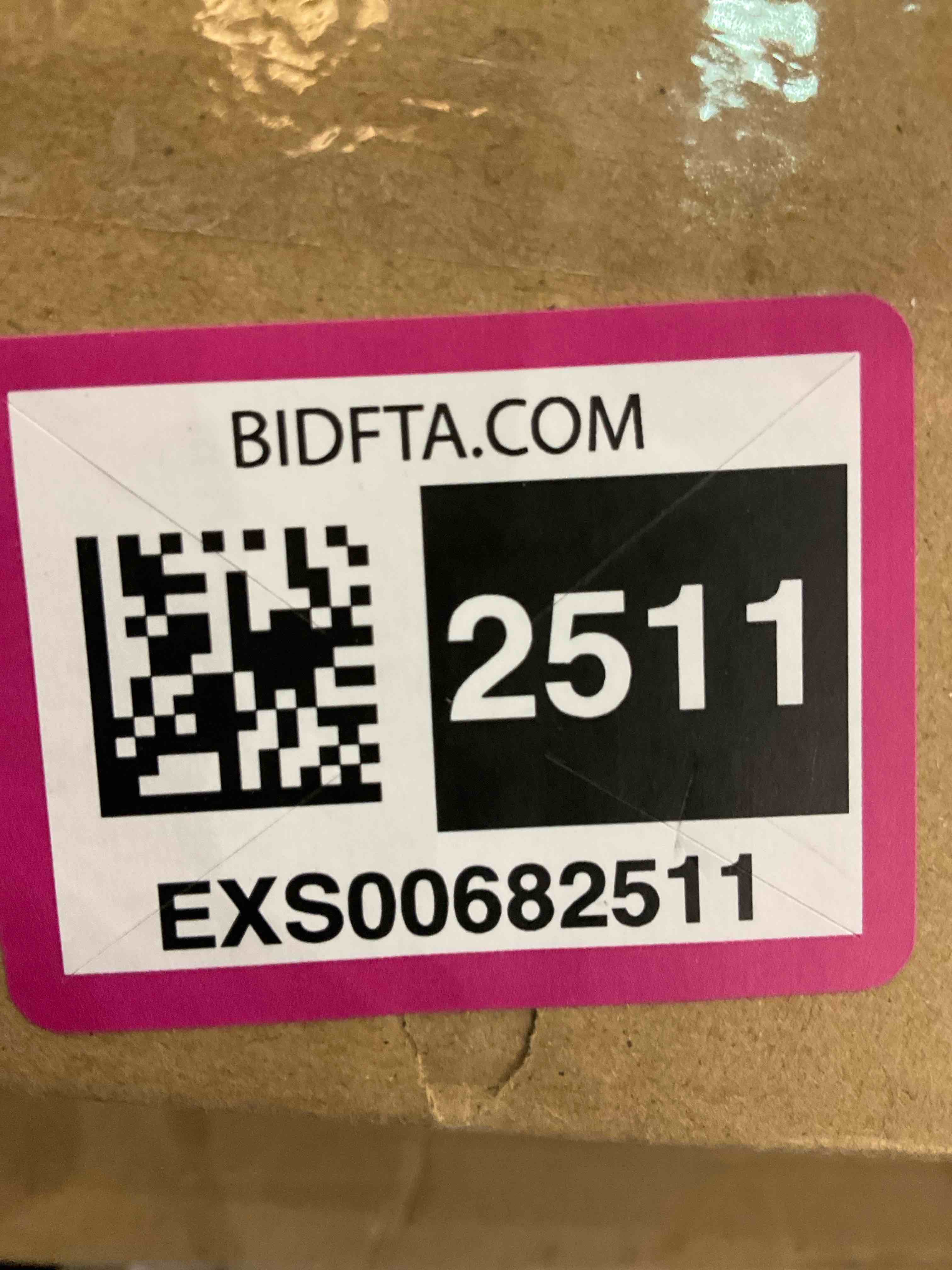 https://s3.amazonaws.com/lotting-images-prod/bidfta/EXS00682511_1697469608087.jpeg