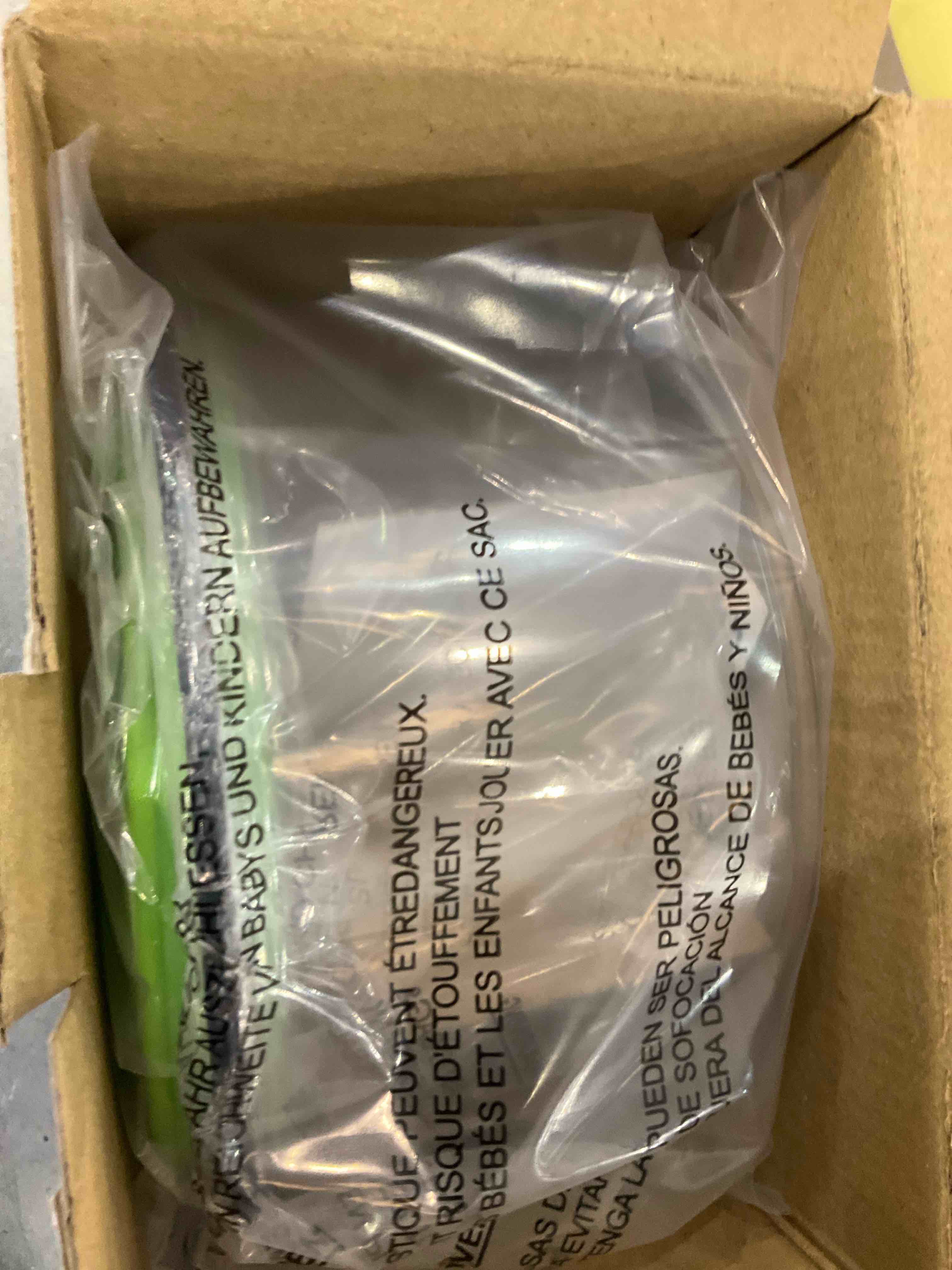 https://s3.amazonaws.com/lotting-images-prod/bidfta/EXS00682908_1697736666091.jpeg