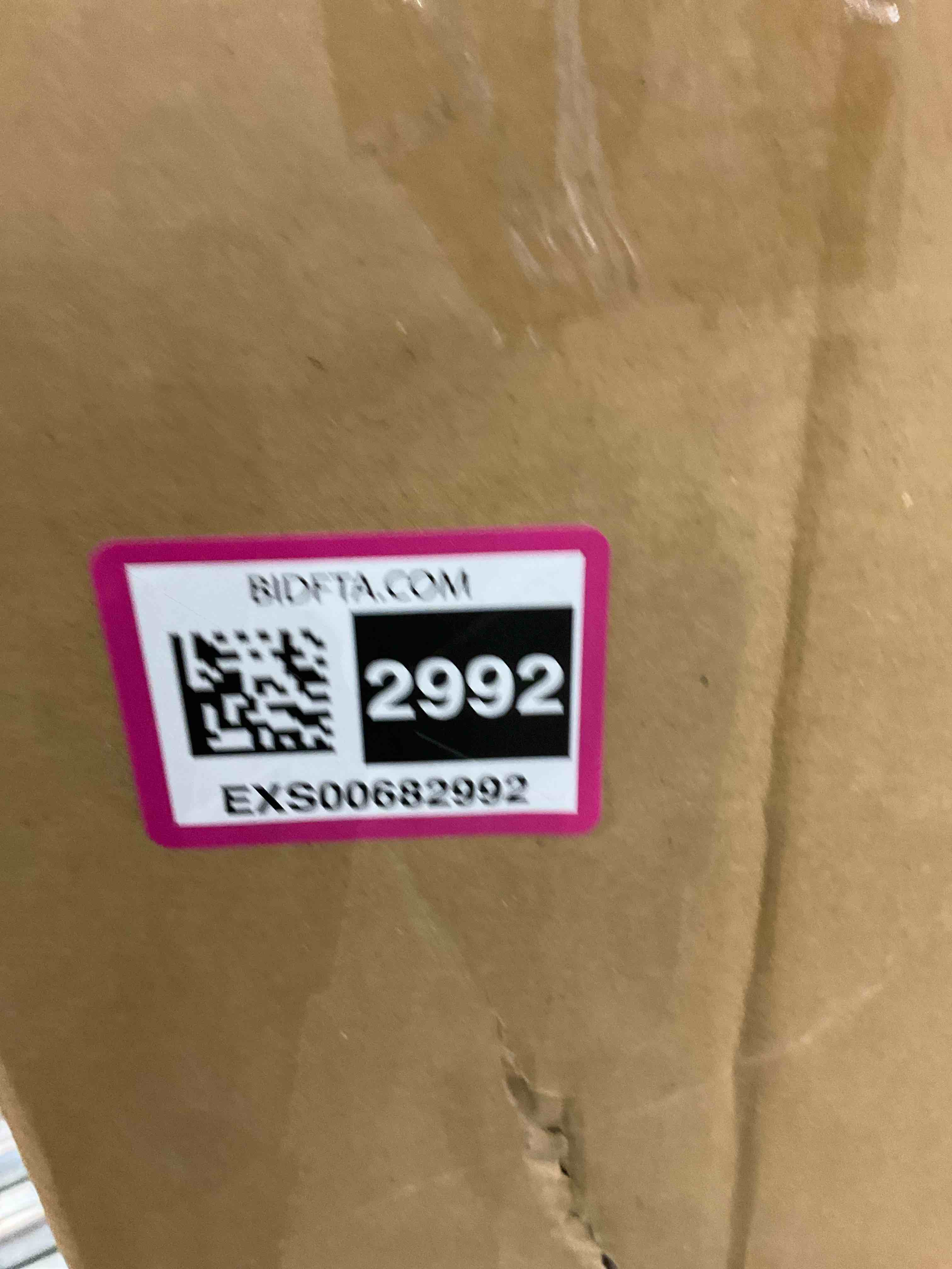 https://s3.amazonaws.com/lotting-images-prod/bidfta/EXS00682992_1697812400898.jpeg