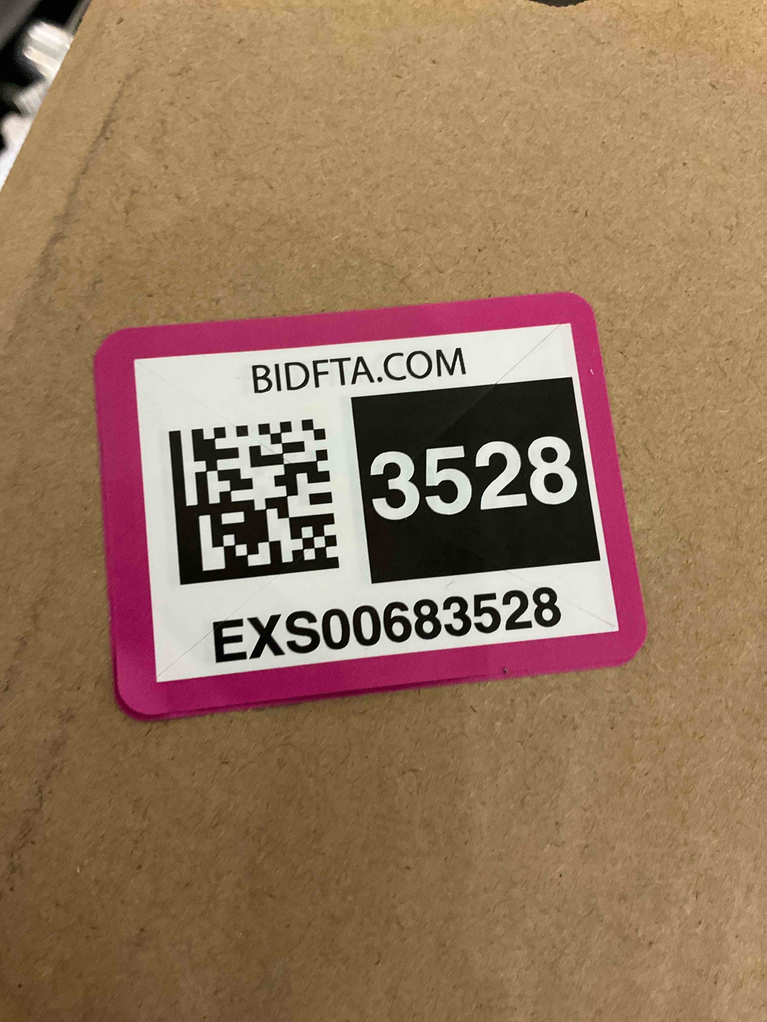 https://s3.amazonaws.com/lotting-images-prod/bidfta/EXS00683528_1697553039192.jpeg