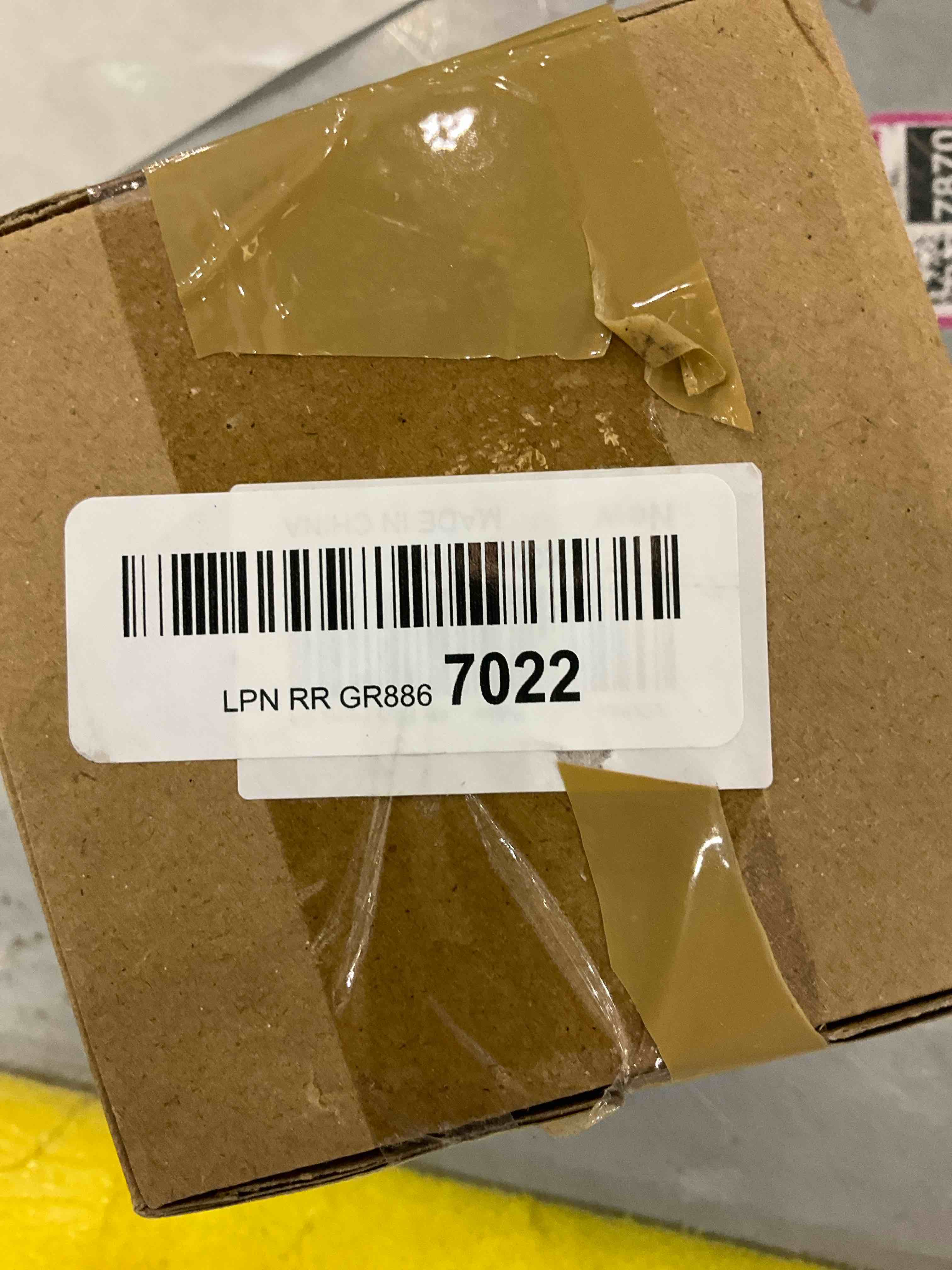 https://s3.amazonaws.com/lotting-images-prod/bidfta/EXS00683886_1697723506323.jpeg