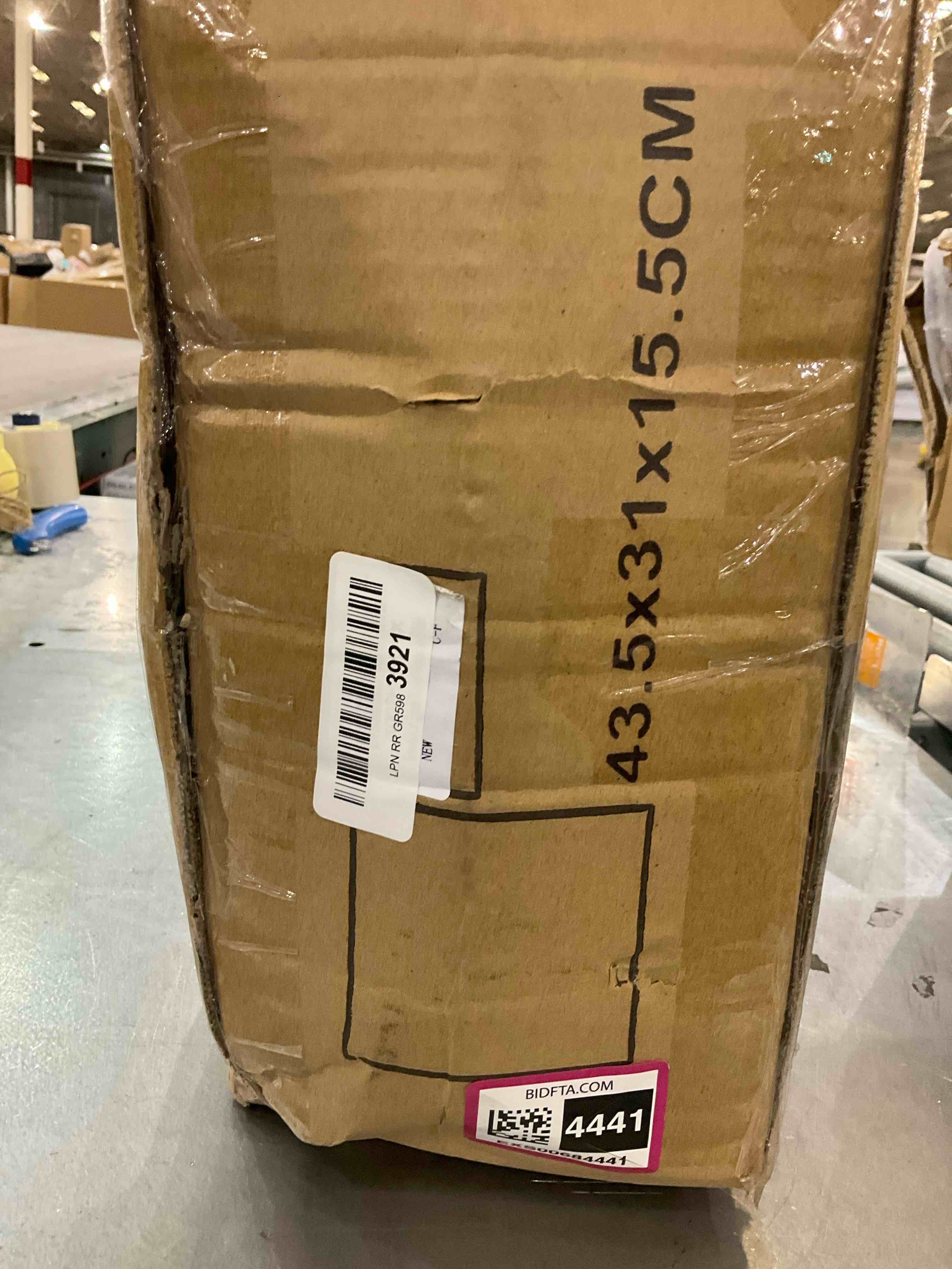 https://s3.amazonaws.com/lotting-images-prod/bidfta/EXS00684441_1697743537175.jpeg