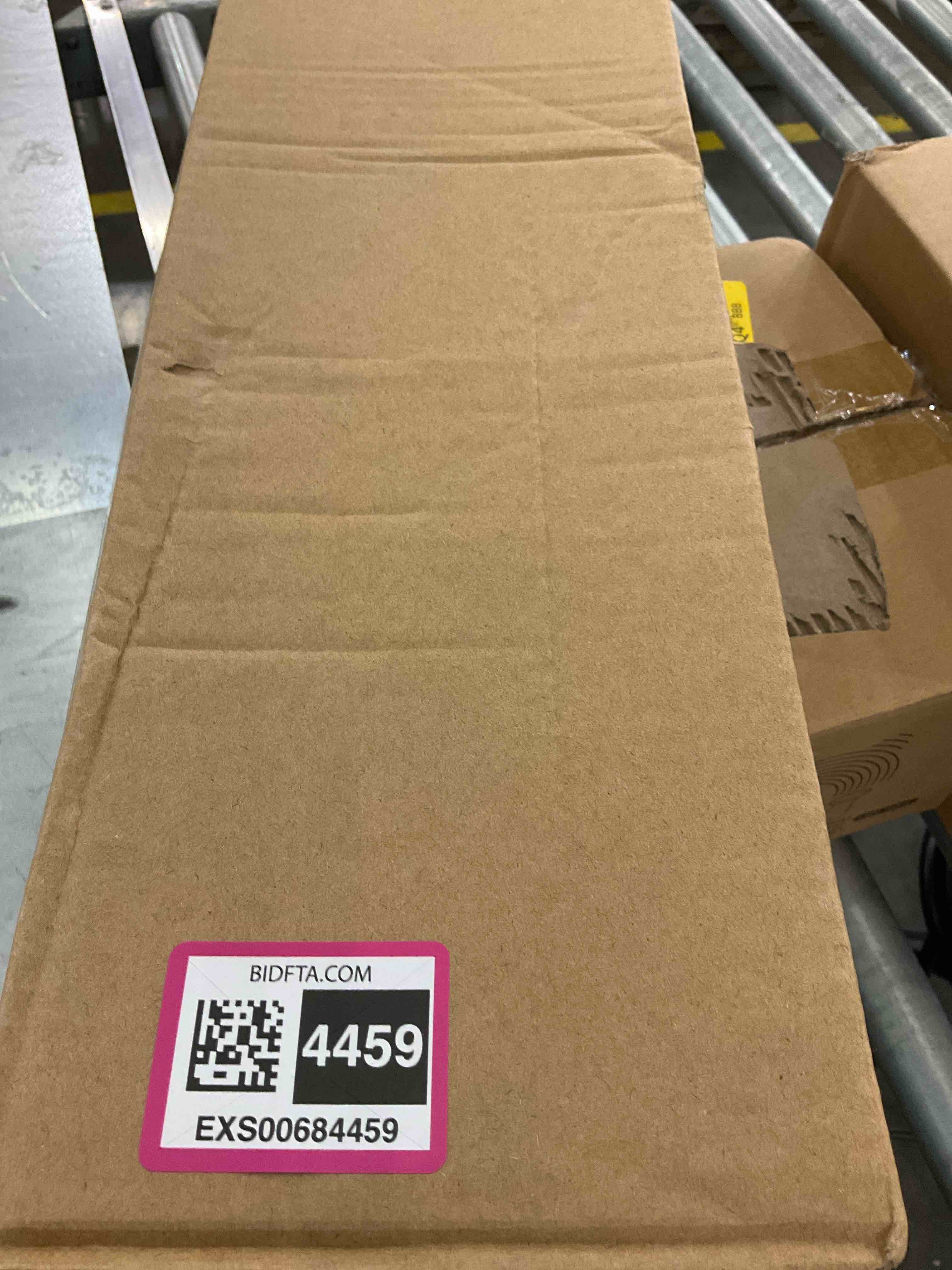 https://s3.amazonaws.com/lotting-images-prod/bidfta/EXS00684459_1697745087707.jpeg