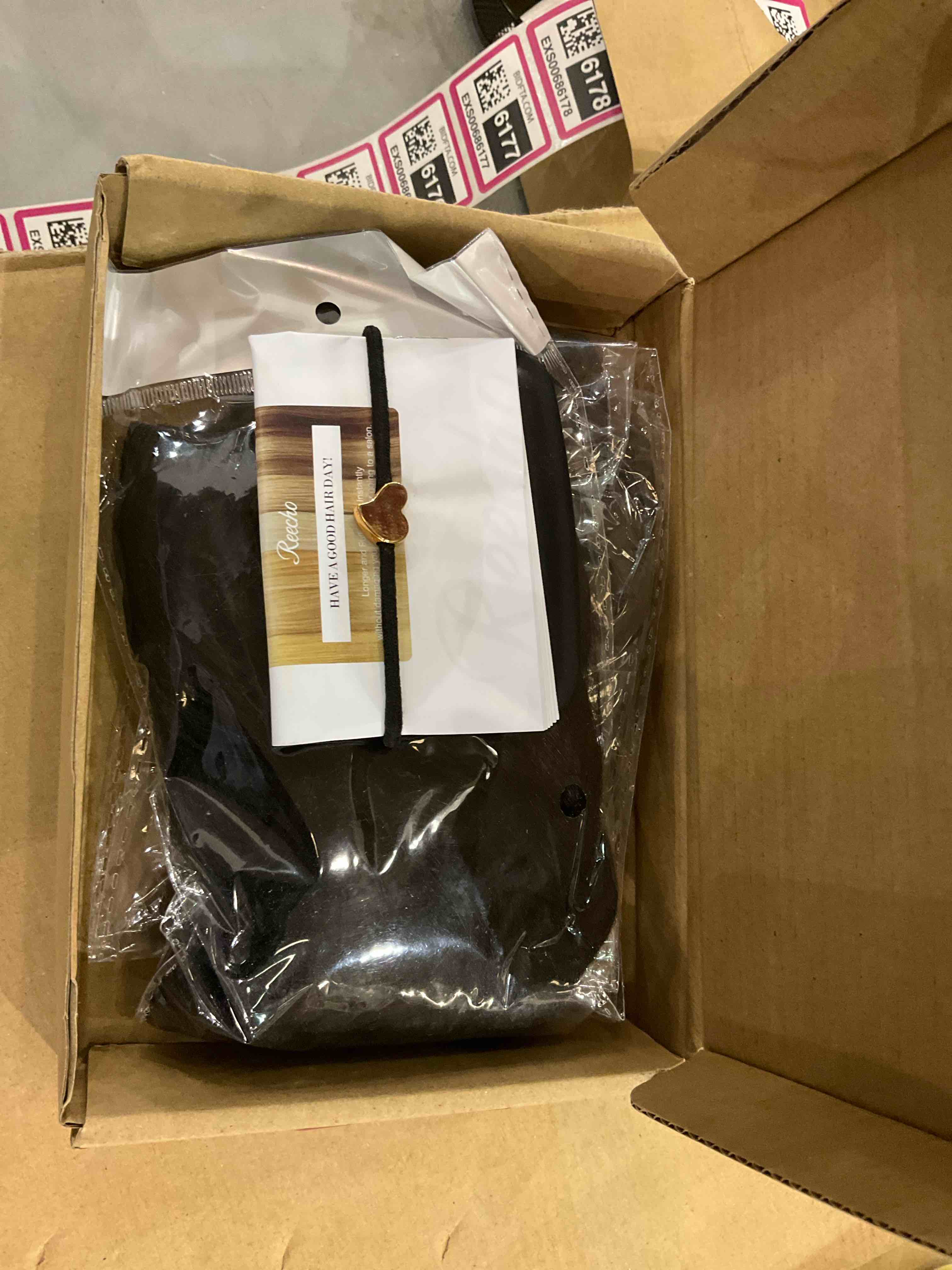 https://s3.amazonaws.com/lotting-images-prod/bidfta/EXS00686170_1697482545987.jpeg