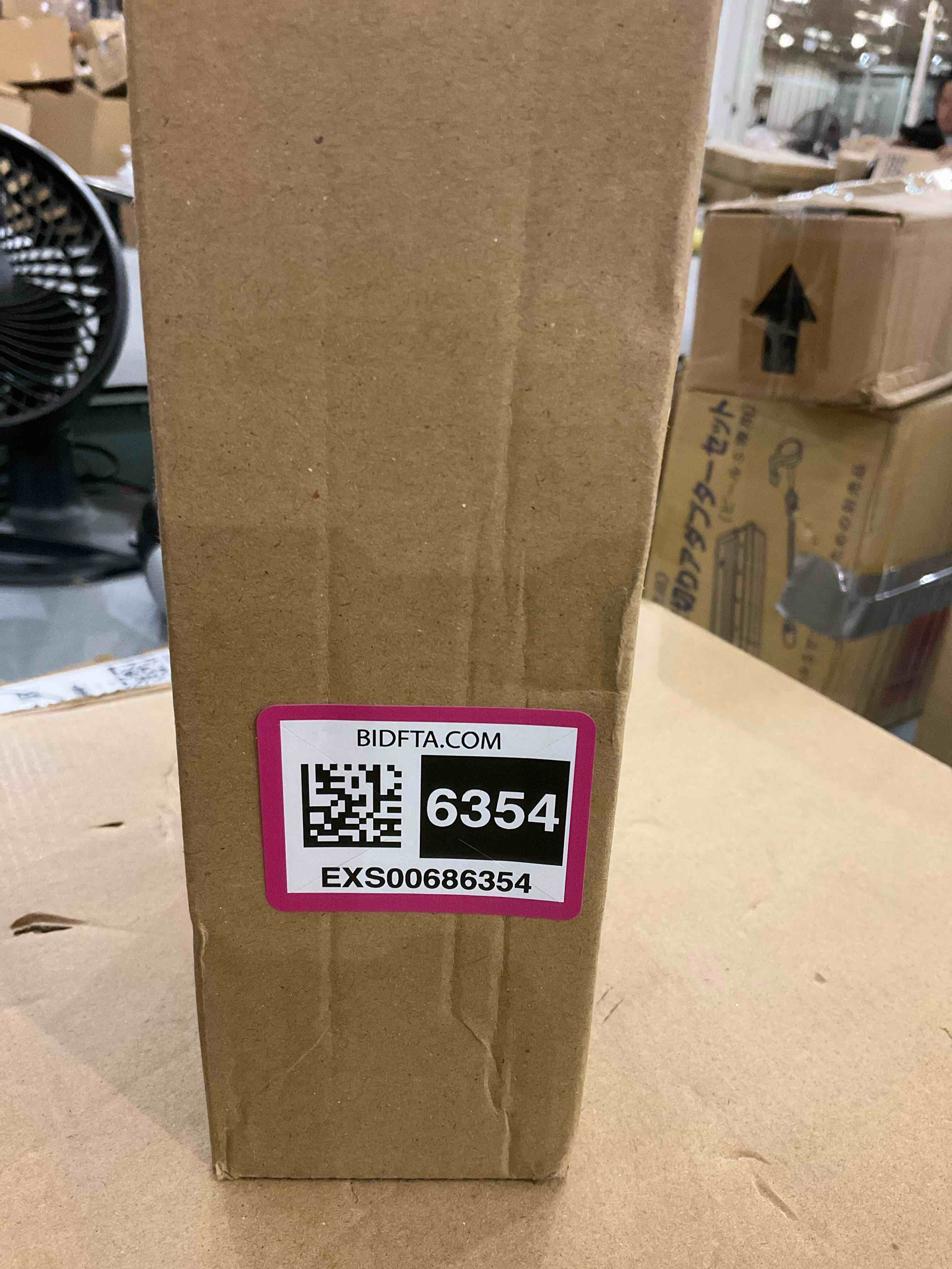 https://s3.amazonaws.com/lotting-images-prod/bidfta/EXS00686354_1697563034711.jpeg