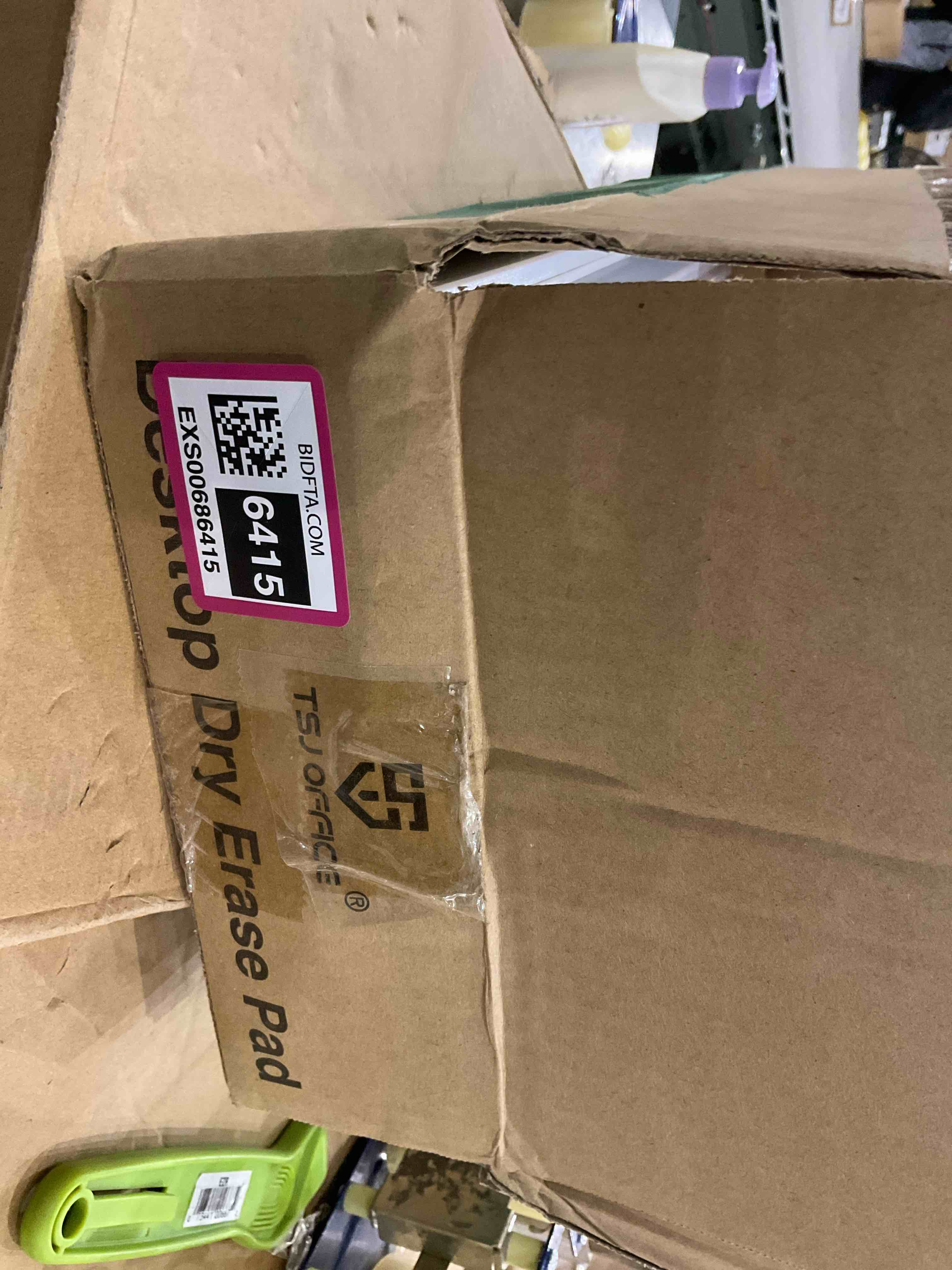 https://s3.amazonaws.com/lotting-images-prod/bidfta/EXS00686415_1697572292447.jpeg