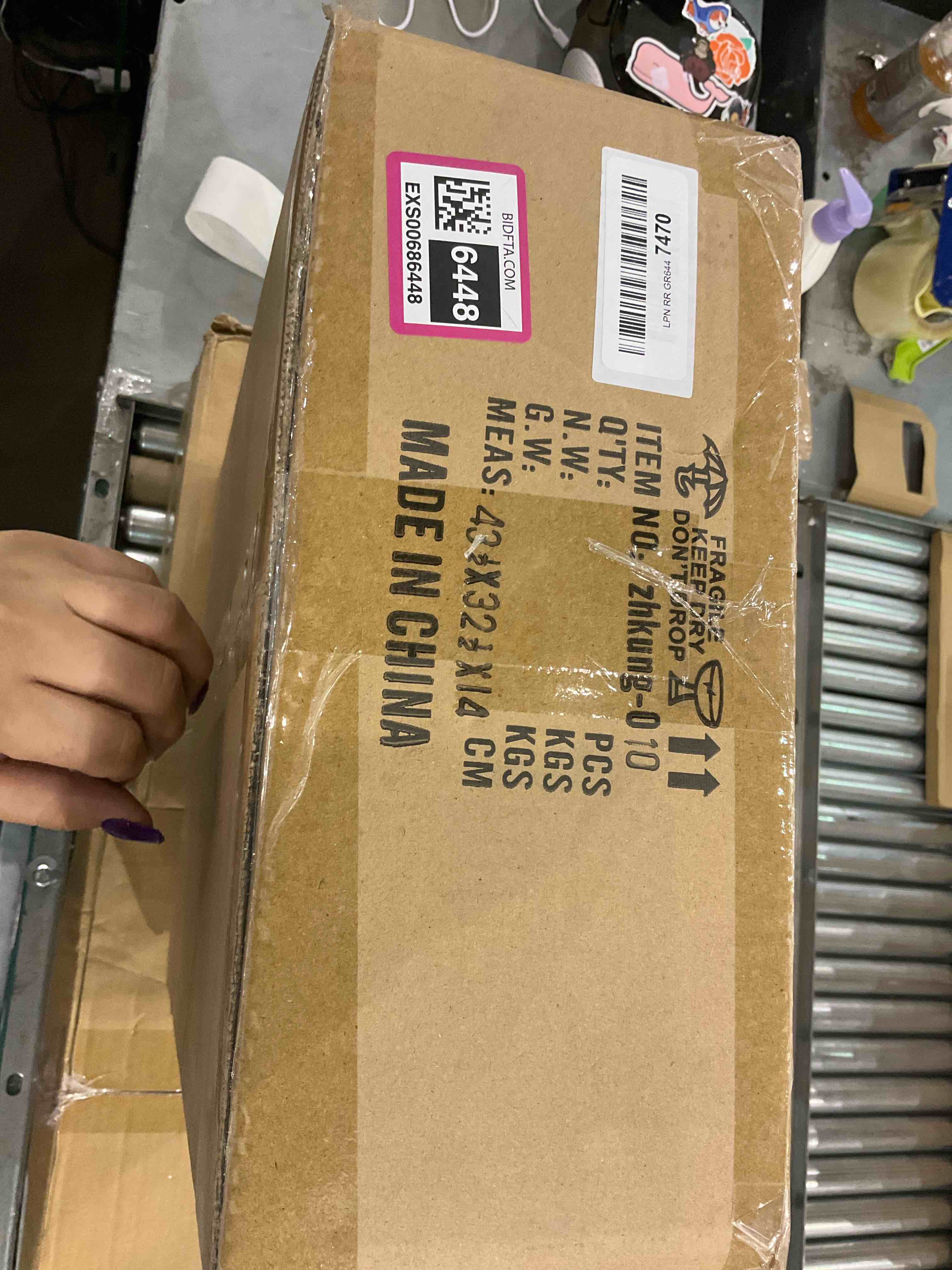 Farmhouse Industrial Ceiling Light Fixtures, 4-Light Vintage Modern Rectangle Black Gold Flush Mount Light Fixture with Rotatable Metal Square Frame for Kitchen Hallway Entryway Foyer Living Bedroom