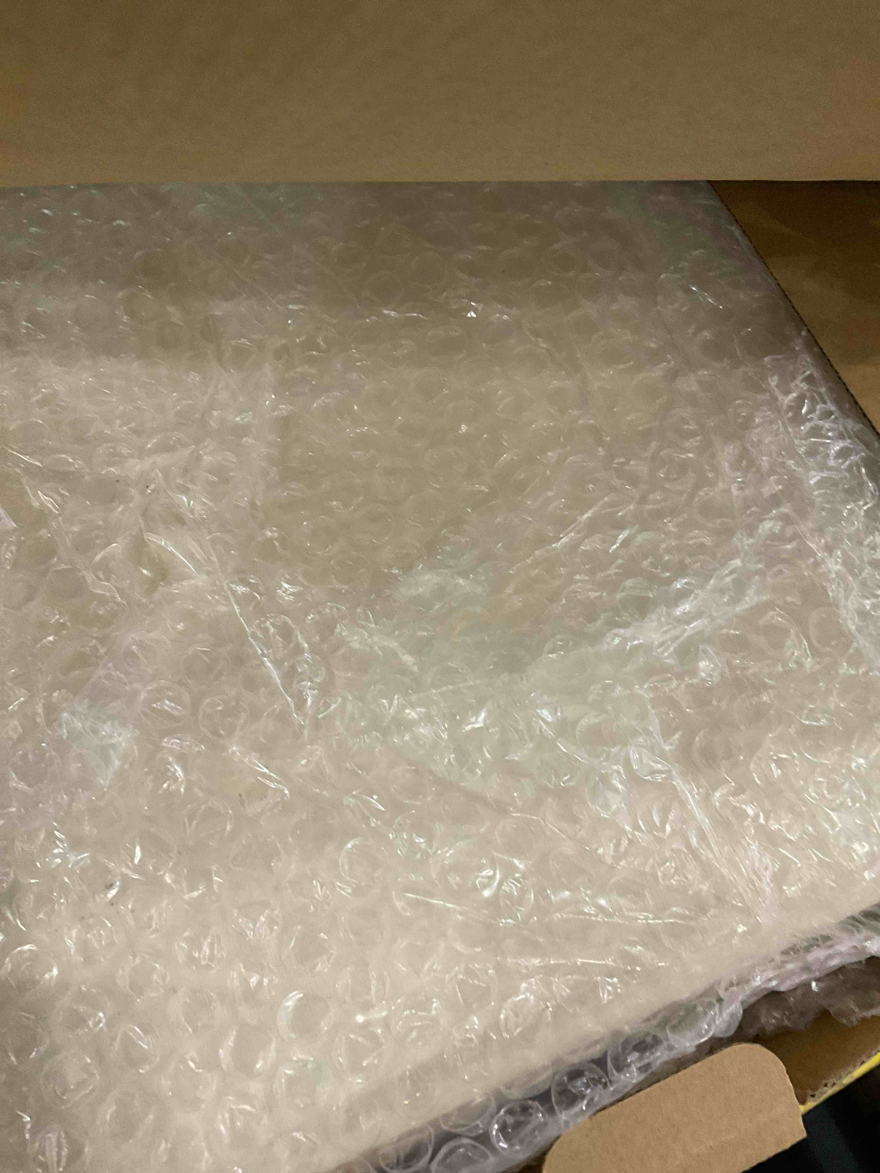 https://s3.amazonaws.com/lotting-images-prod/bidfta/EXS00687958_1699020228689.jpeg
