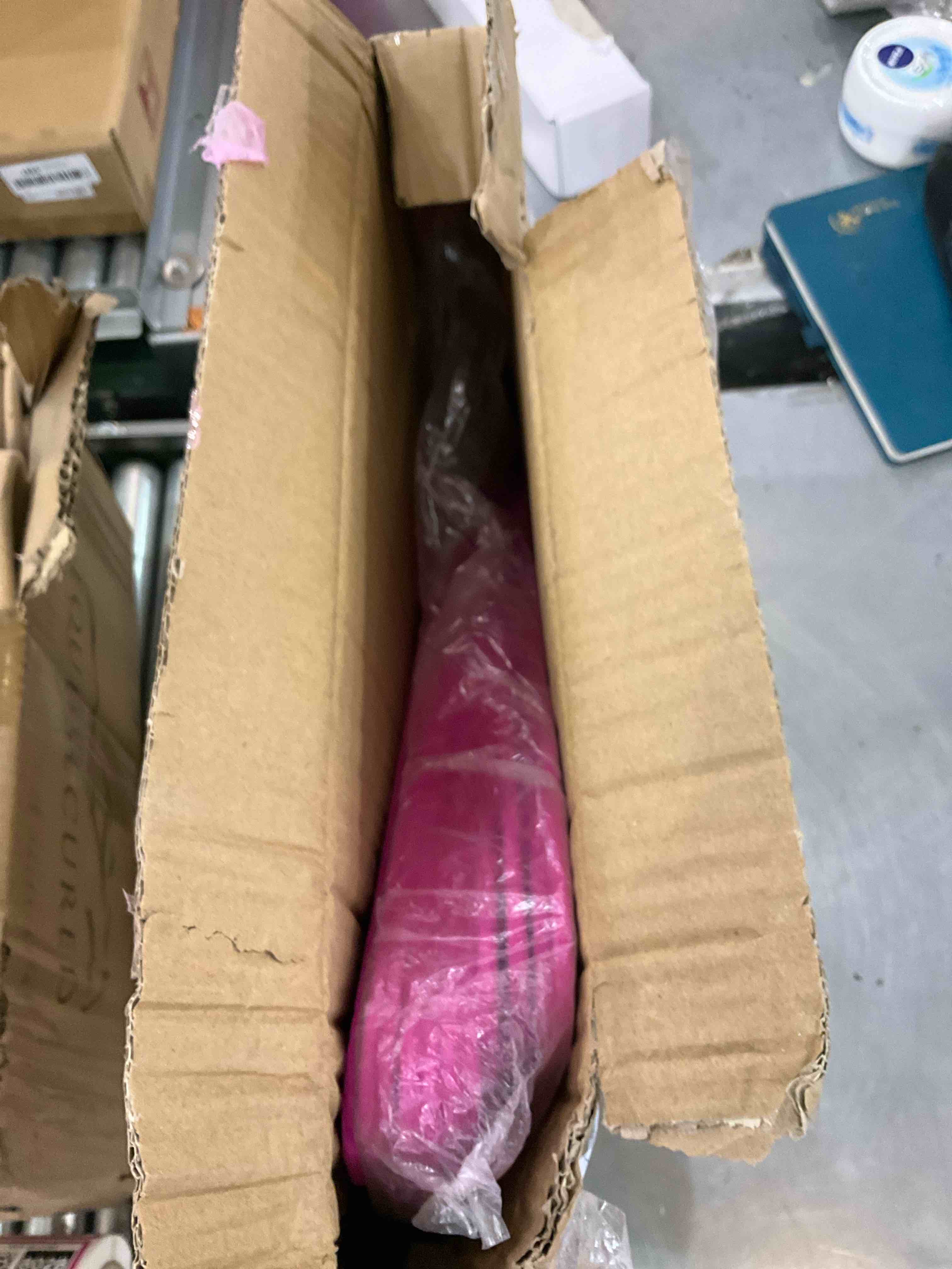 https://s3.amazonaws.com/lotting-images-prod/bidfta/EXS00688025_1697469876627.jpeg