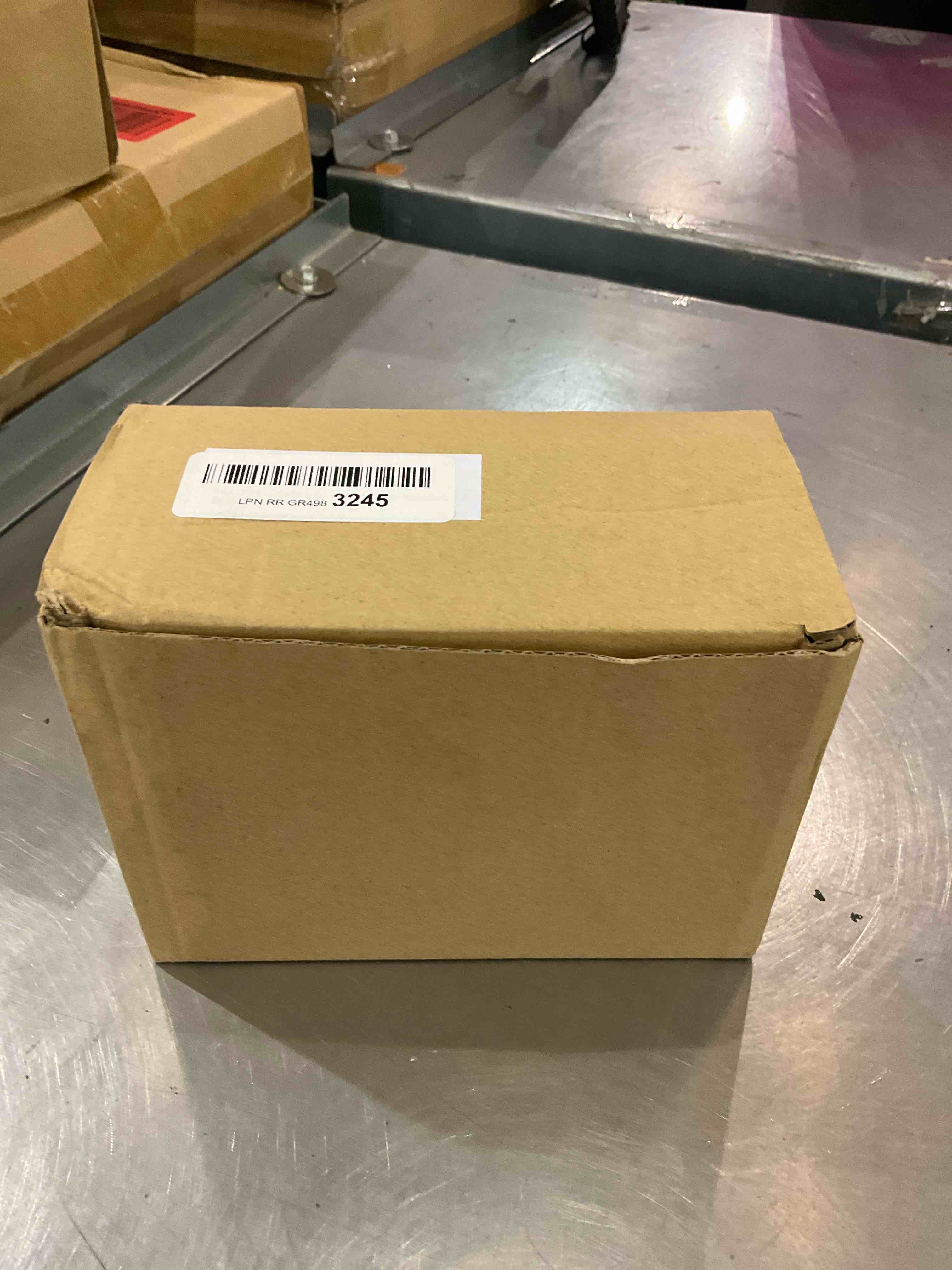 https://s3.amazonaws.com/lotting-images-prod/bidfta/EXS00688083_1697477576680.jpeg