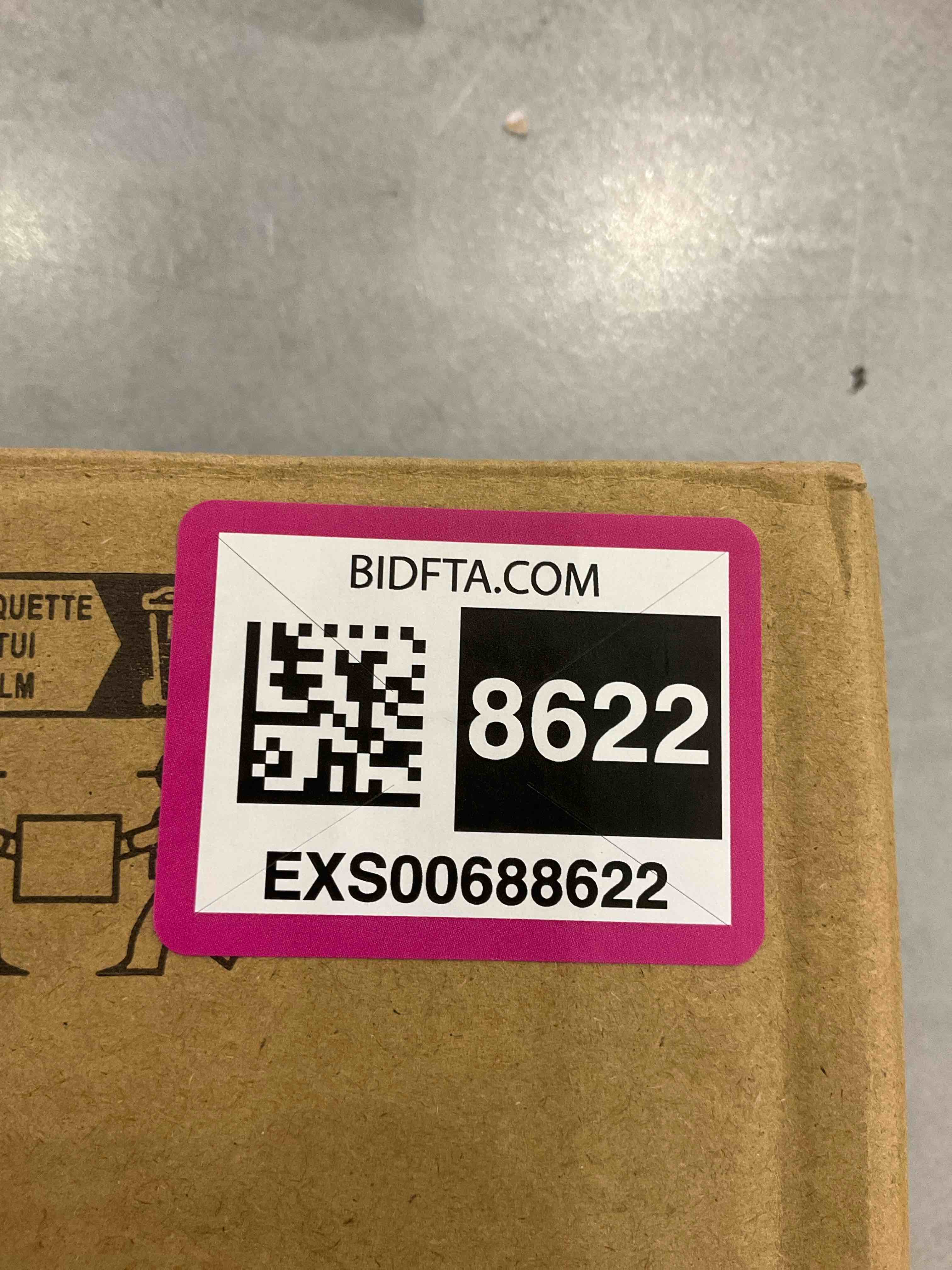 https://s3.amazonaws.com/lotting-images-prod/bidfta/EXS00688622_1697561501346.jpeg