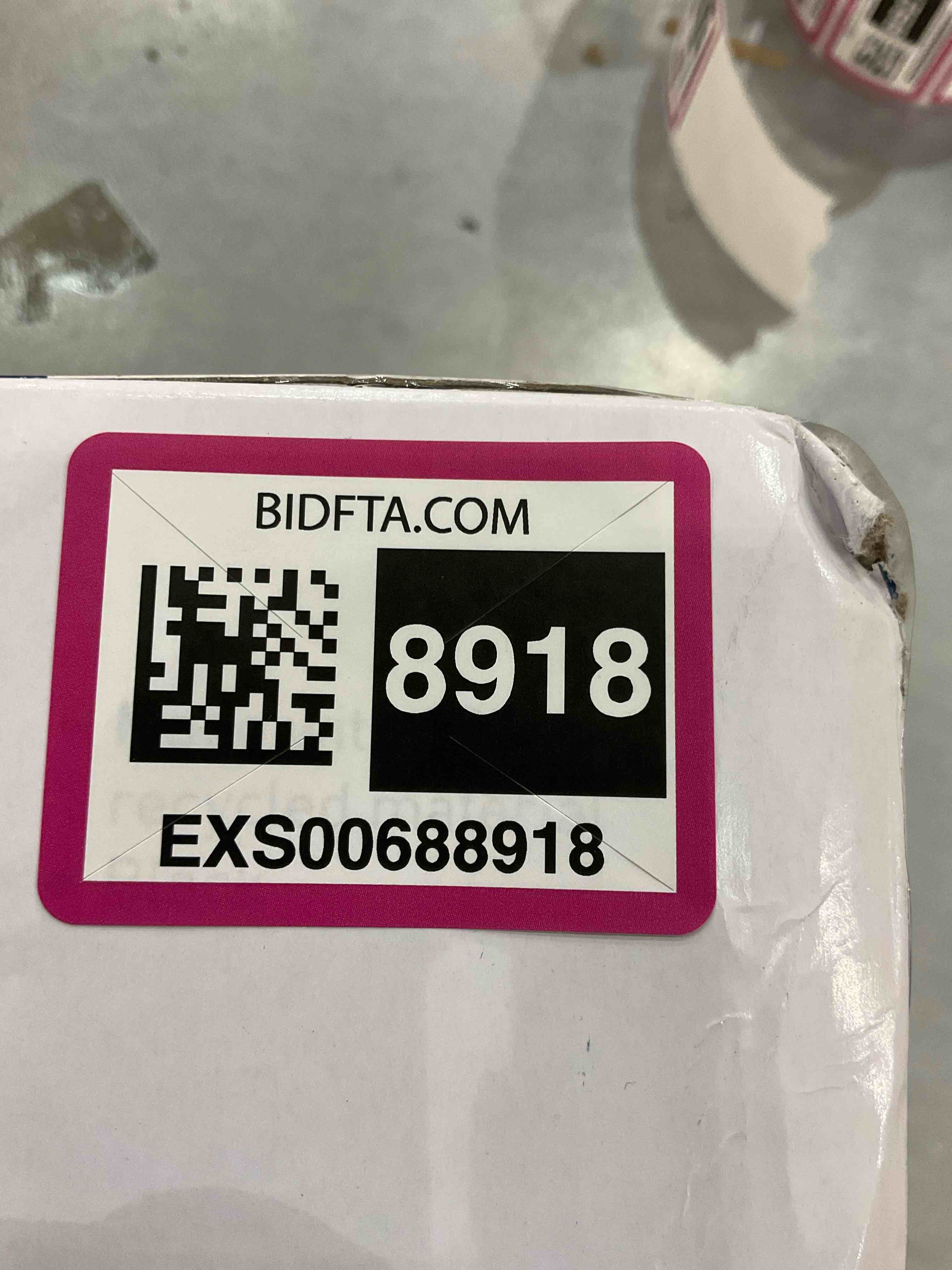 https://s3.amazonaws.com/lotting-images-prod/bidfta/EXS00688918_1697736534552.jpeg