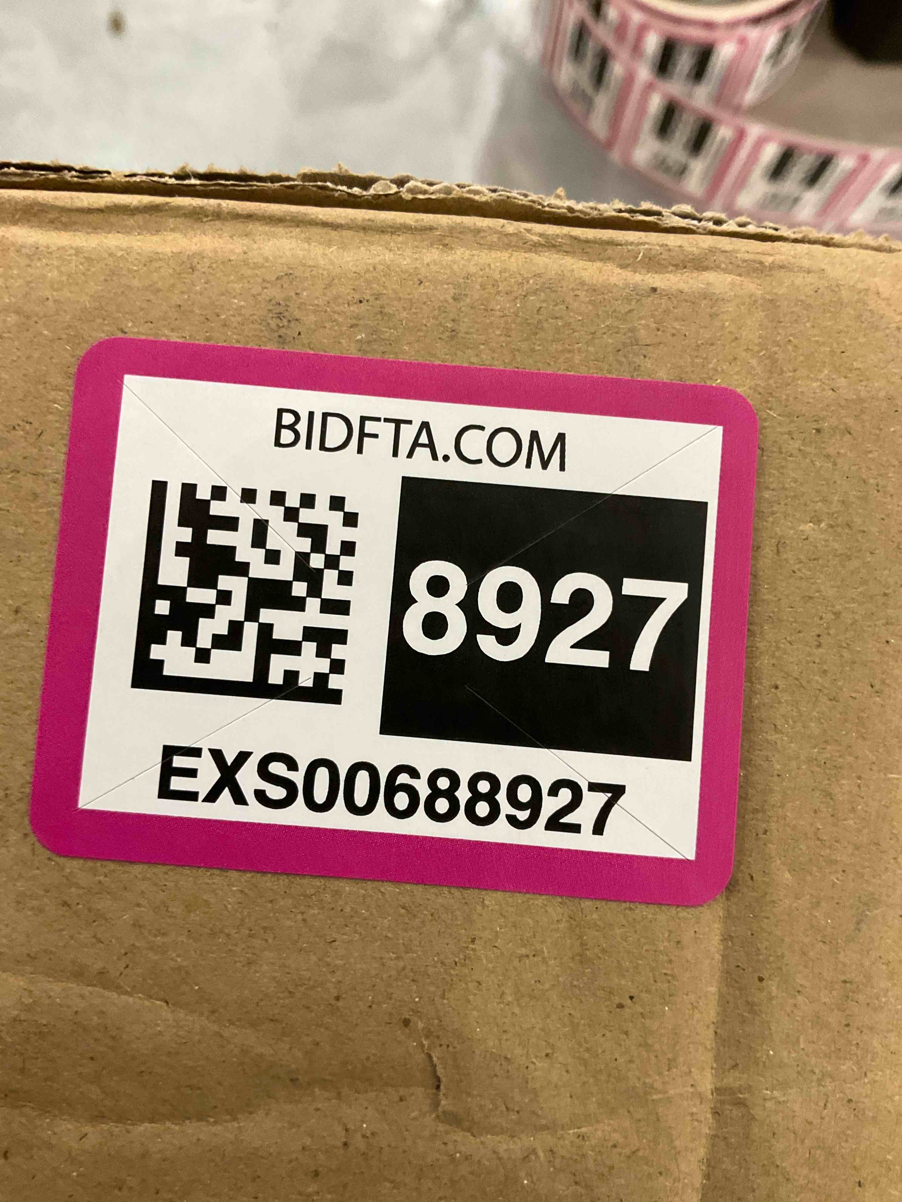 https://s3.amazonaws.com/lotting-images-prod/bidfta/EXS00688927_1697739852138.jpeg