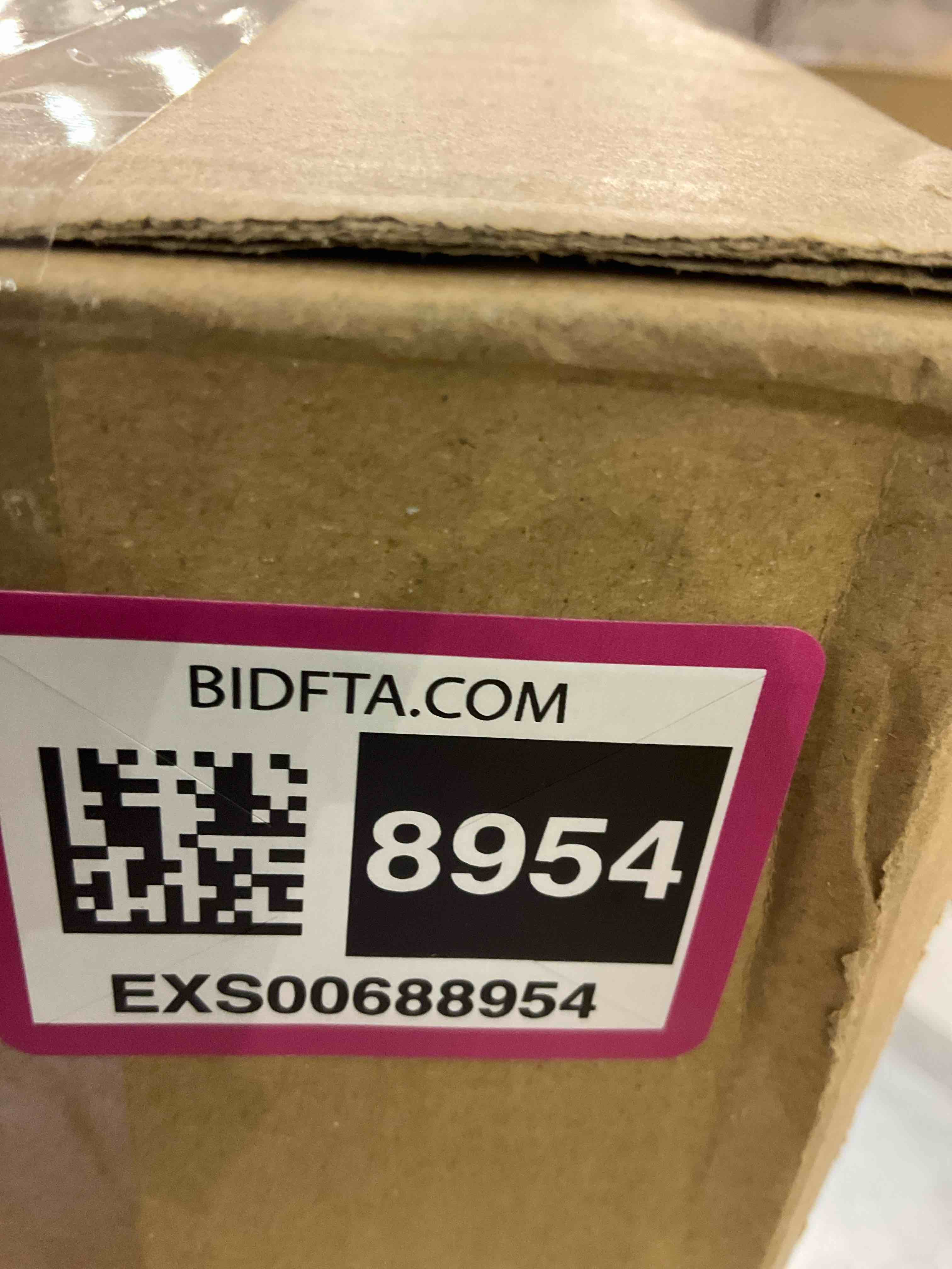 https://s3.amazonaws.com/lotting-images-prod/bidfta/EXS00688954_1697800752049.jpeg