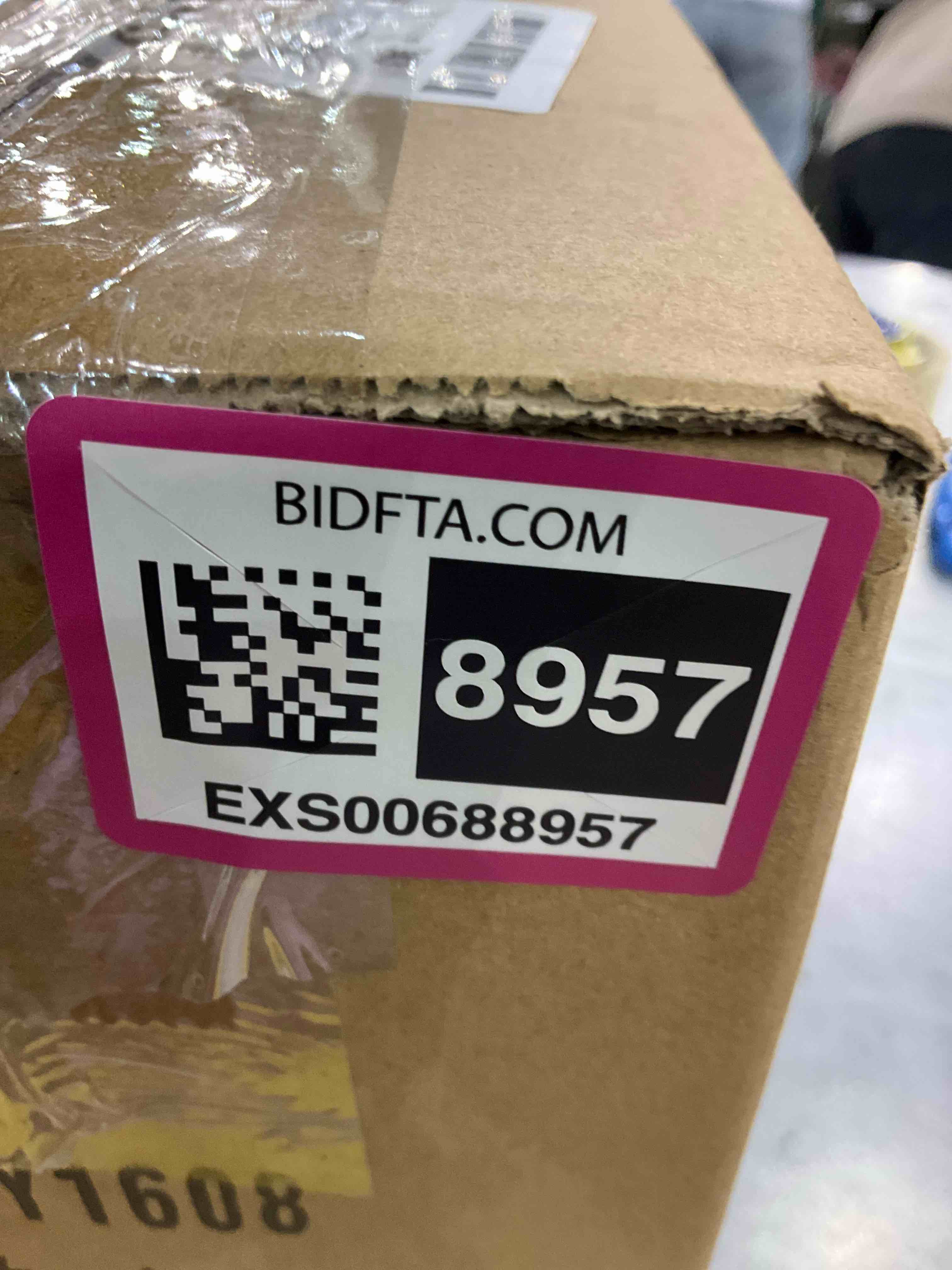 https://s3.amazonaws.com/lotting-images-prod/bidfta/EXS00688957_1697801169482.jpeg