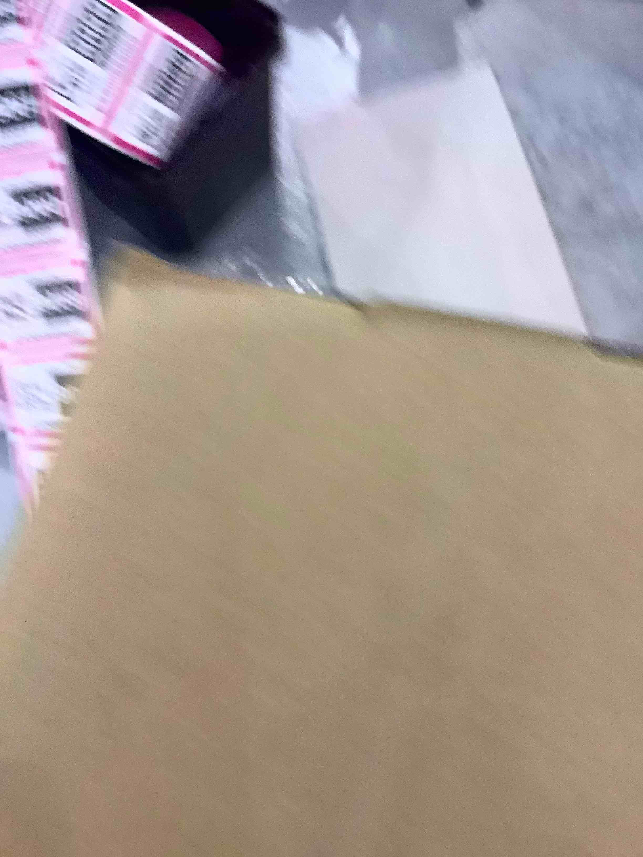 https://s3.amazonaws.com/lotting-images-prod/bidfta/EXS00689056_1697469659091.jpeg