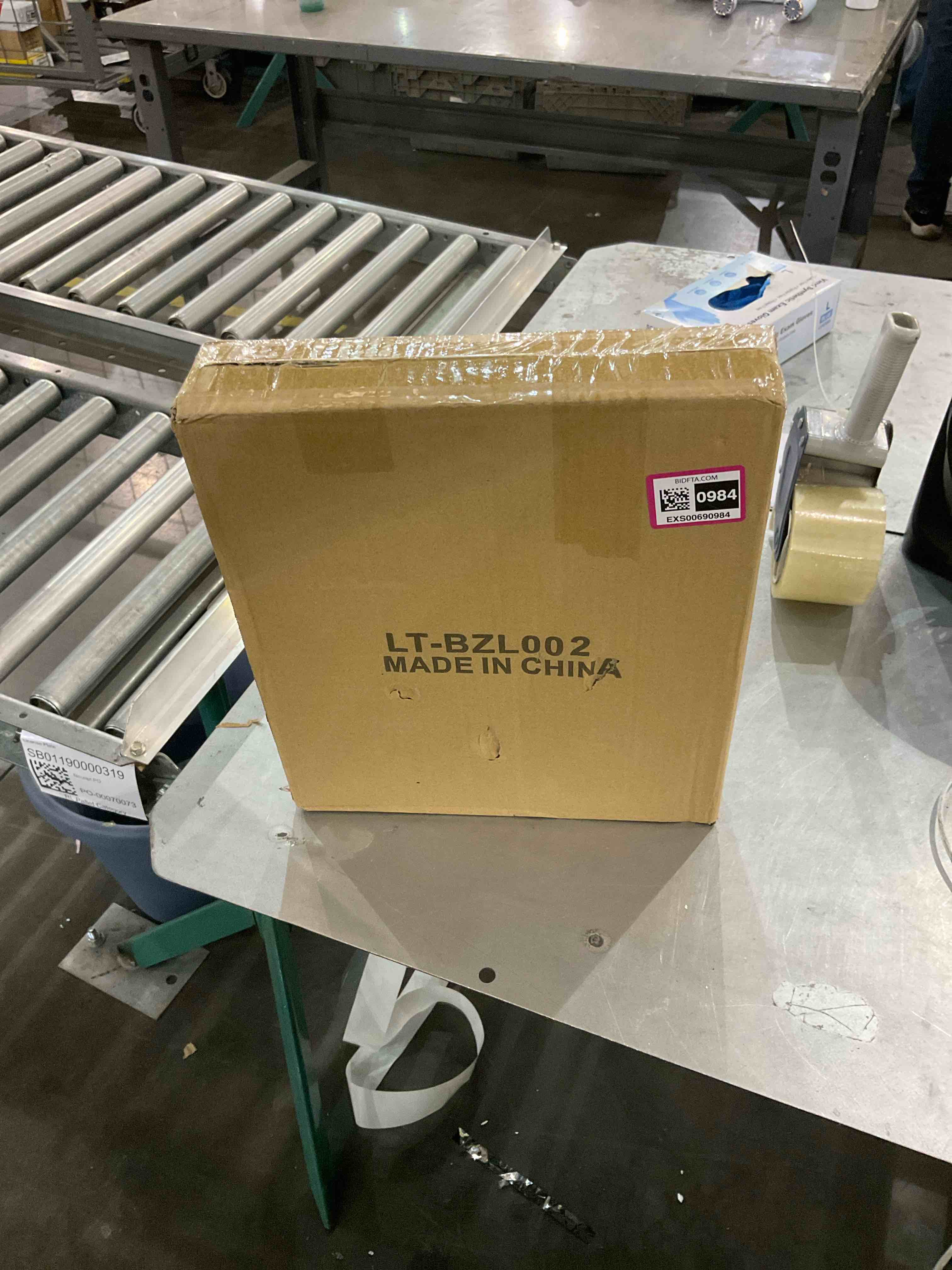 https://s3.amazonaws.com/lotting-images-prod/bidfta/EXS00690984_1698691160623.jpeg