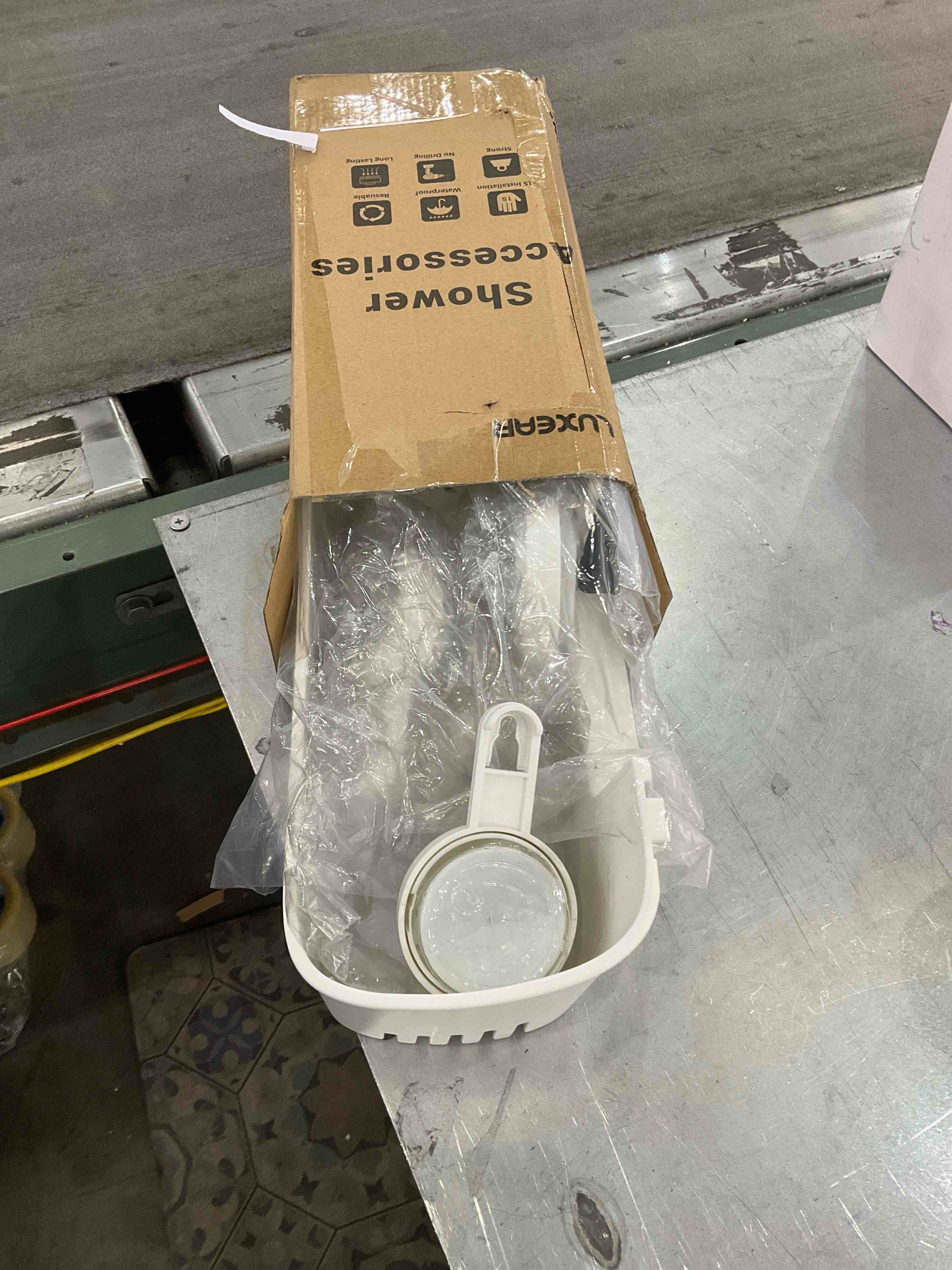 https://s3.amazonaws.com/lotting-images-prod/bidfta/EXS00691026_1697745551639.jpeg