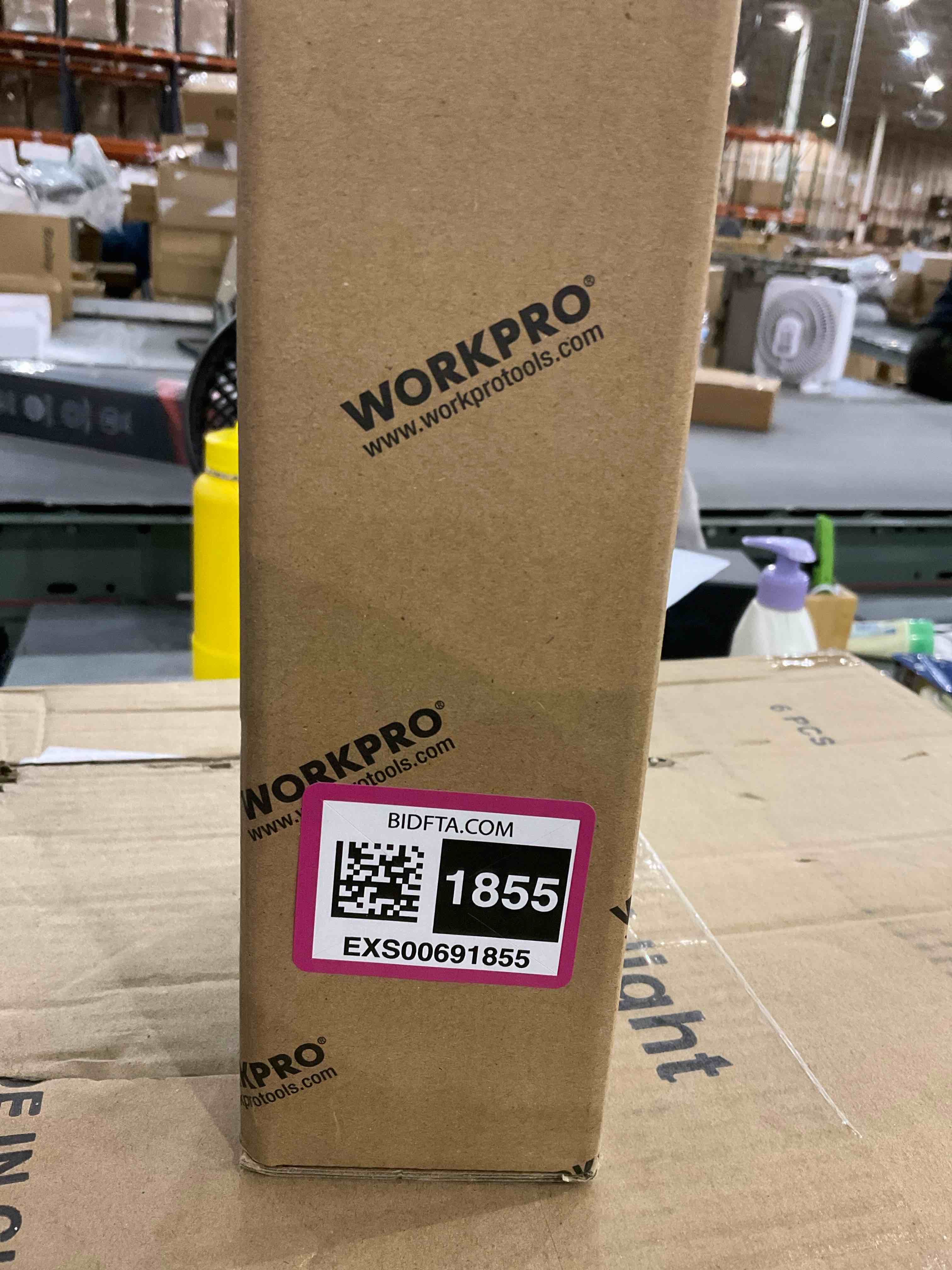 https://s3.amazonaws.com/lotting-images-prod/bidfta/EXS00691855_1698060442957.jpeg