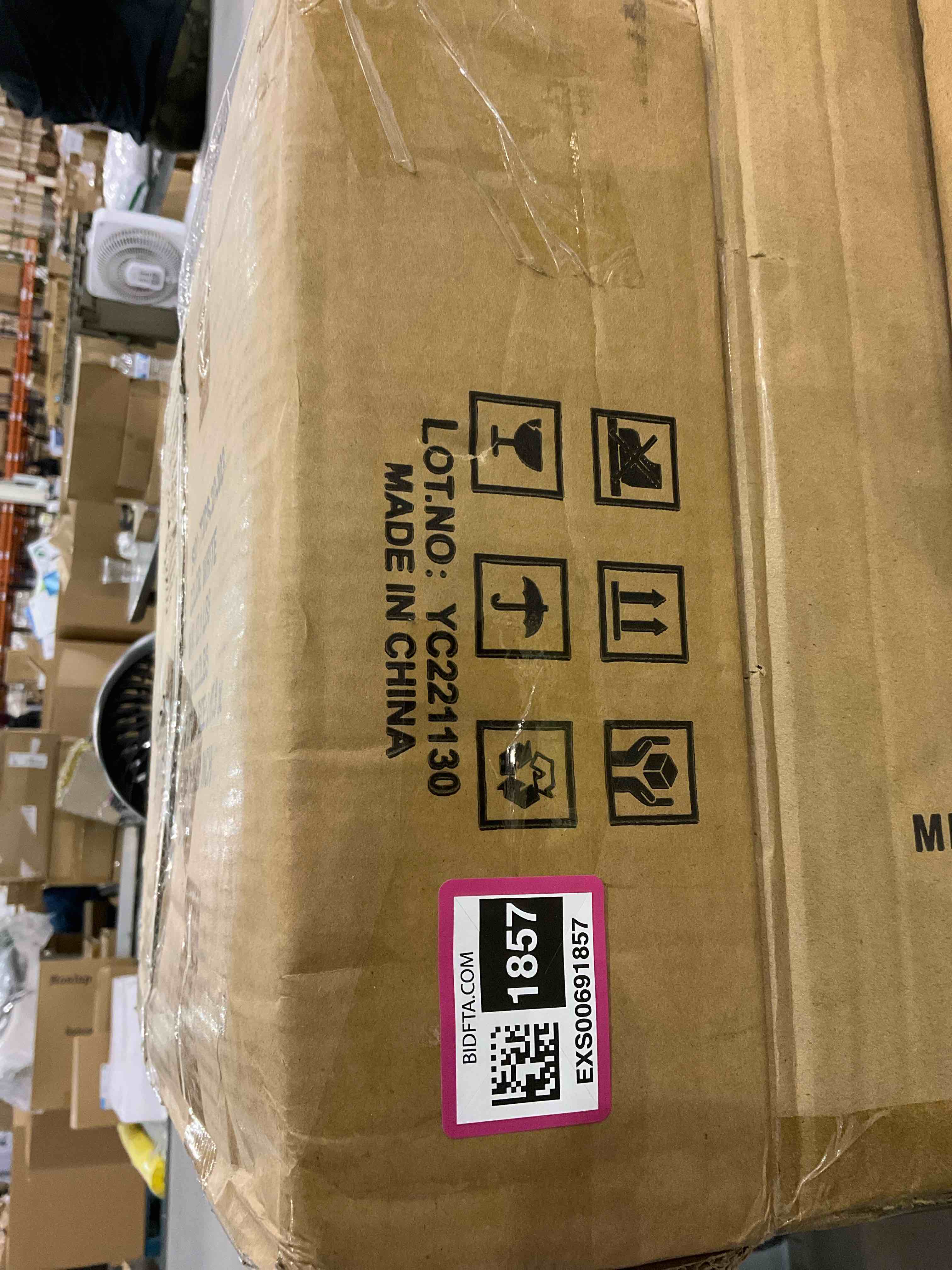 https://s3.amazonaws.com/lotting-images-prod/bidfta/EXS00691857_1698060589822.jpeg