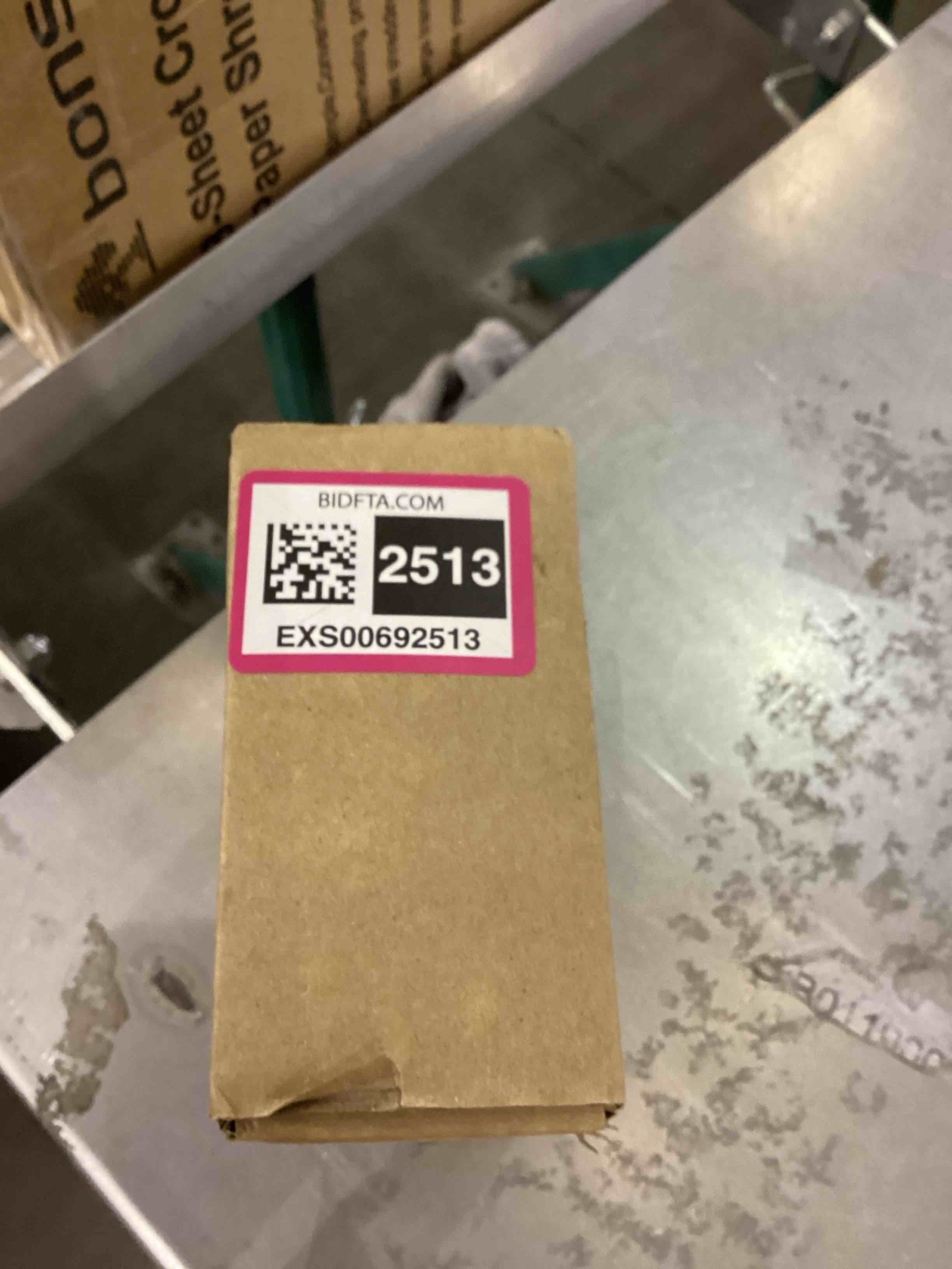https://s3.amazonaws.com/lotting-images-prod/bidfta/EXS00692513_1697557936008.jpeg
