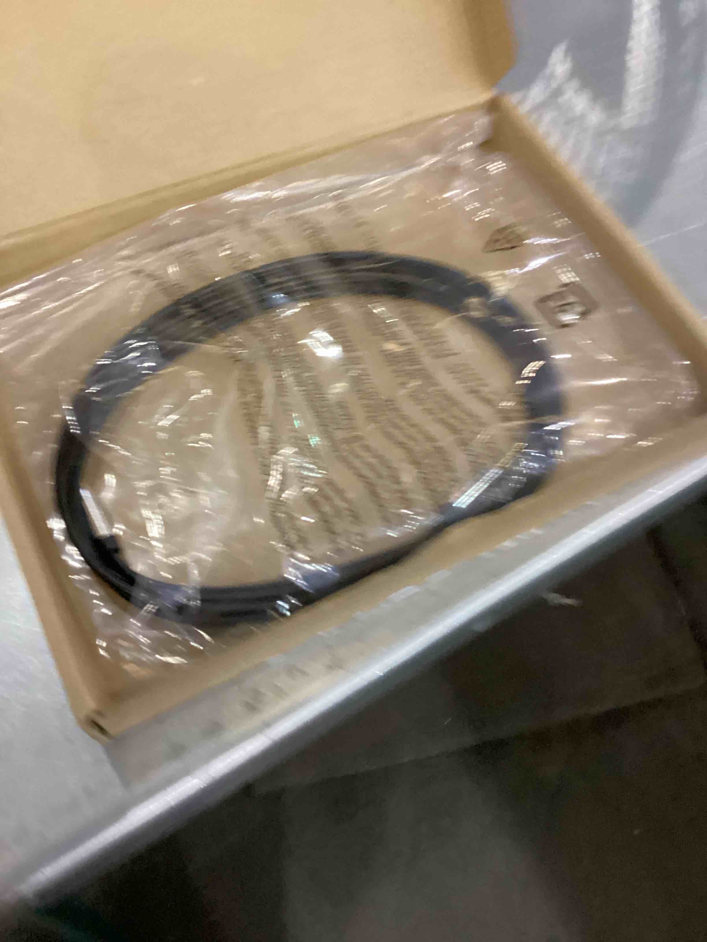 https://s3.amazonaws.com/lotting-images-prod/bidfta/EXS00692521_1697561107034.jpeg