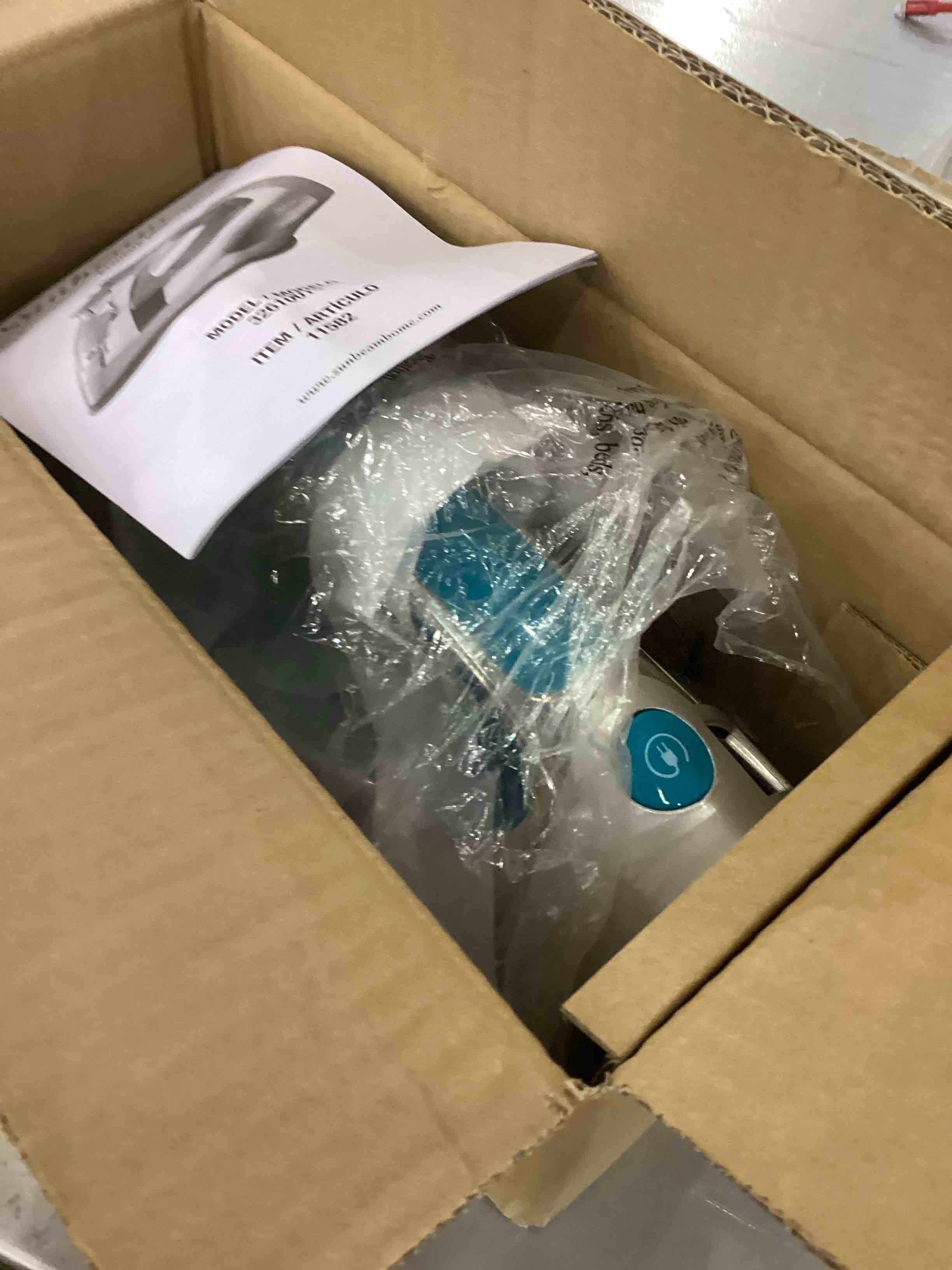 https://s3.amazonaws.com/lotting-images-prod/bidfta/EXS00692522_1697561261352.jpeg