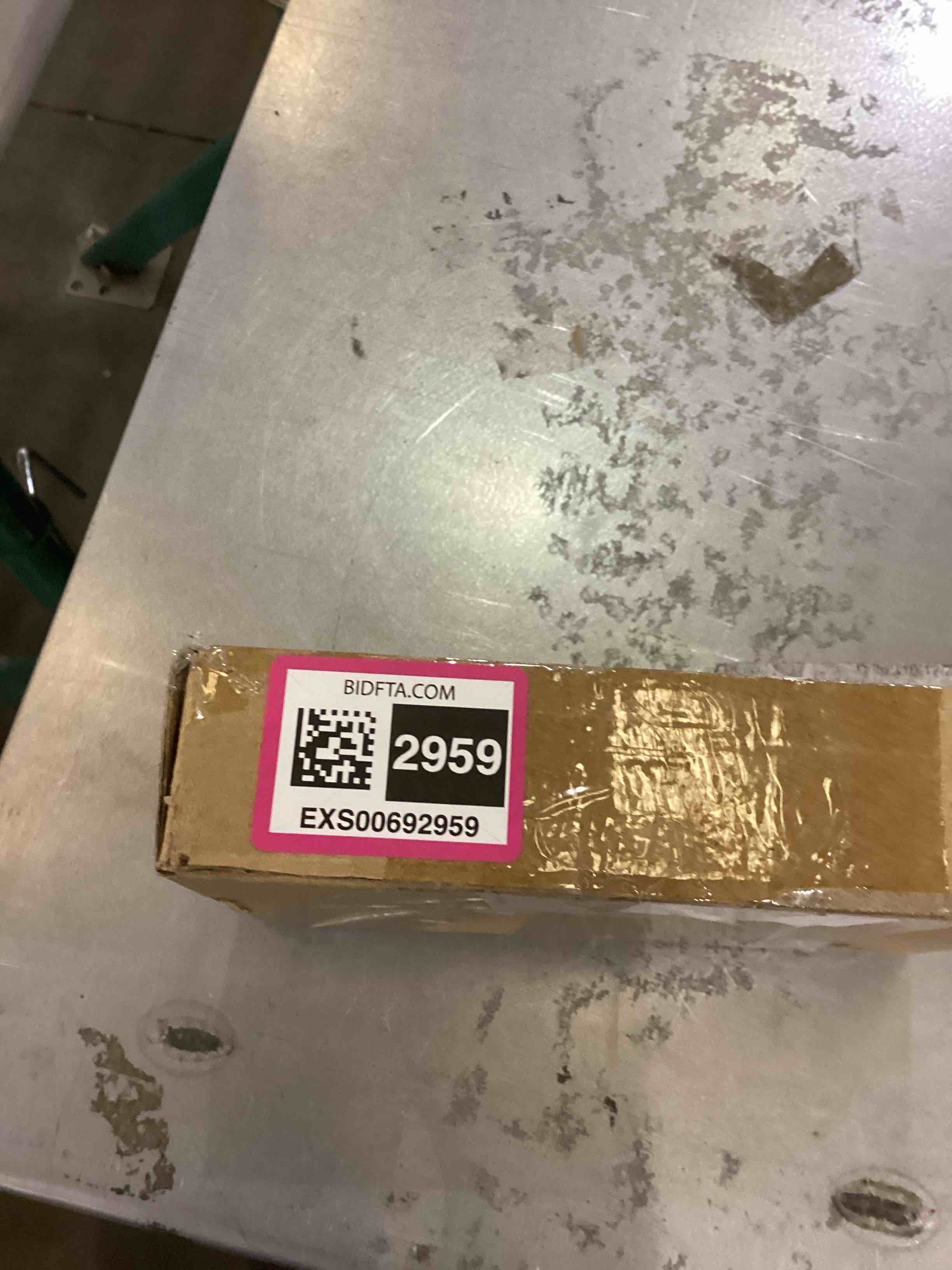 https://s3.amazonaws.com/lotting-images-prod/bidfta/EXS00692959_1697737126010.jpeg